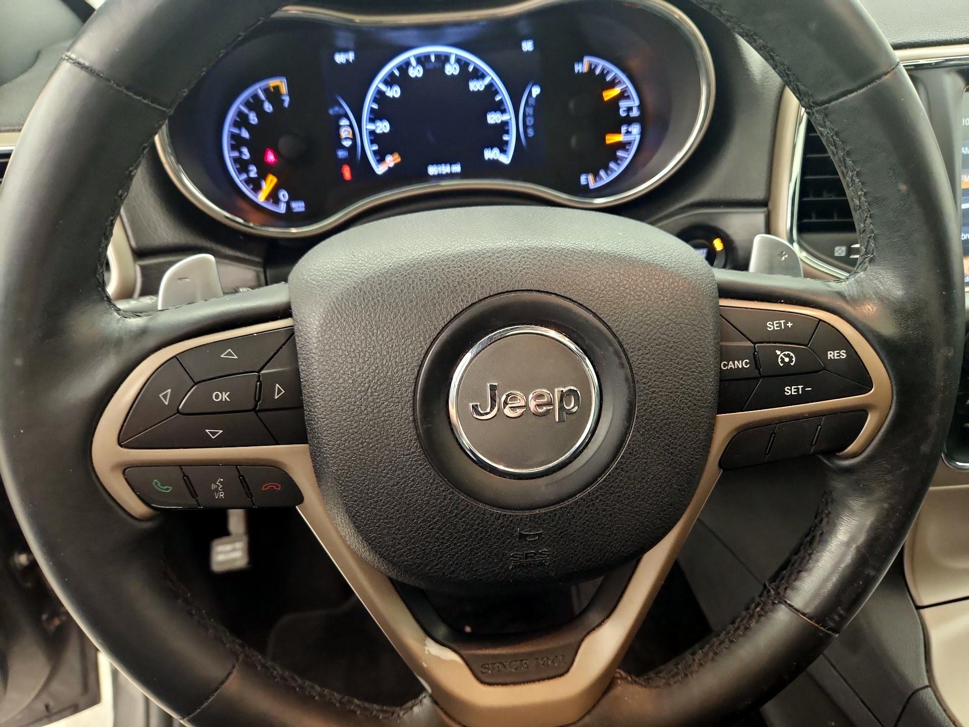 Thumbnail: 2015 Jeep Grand Cherokee - 10