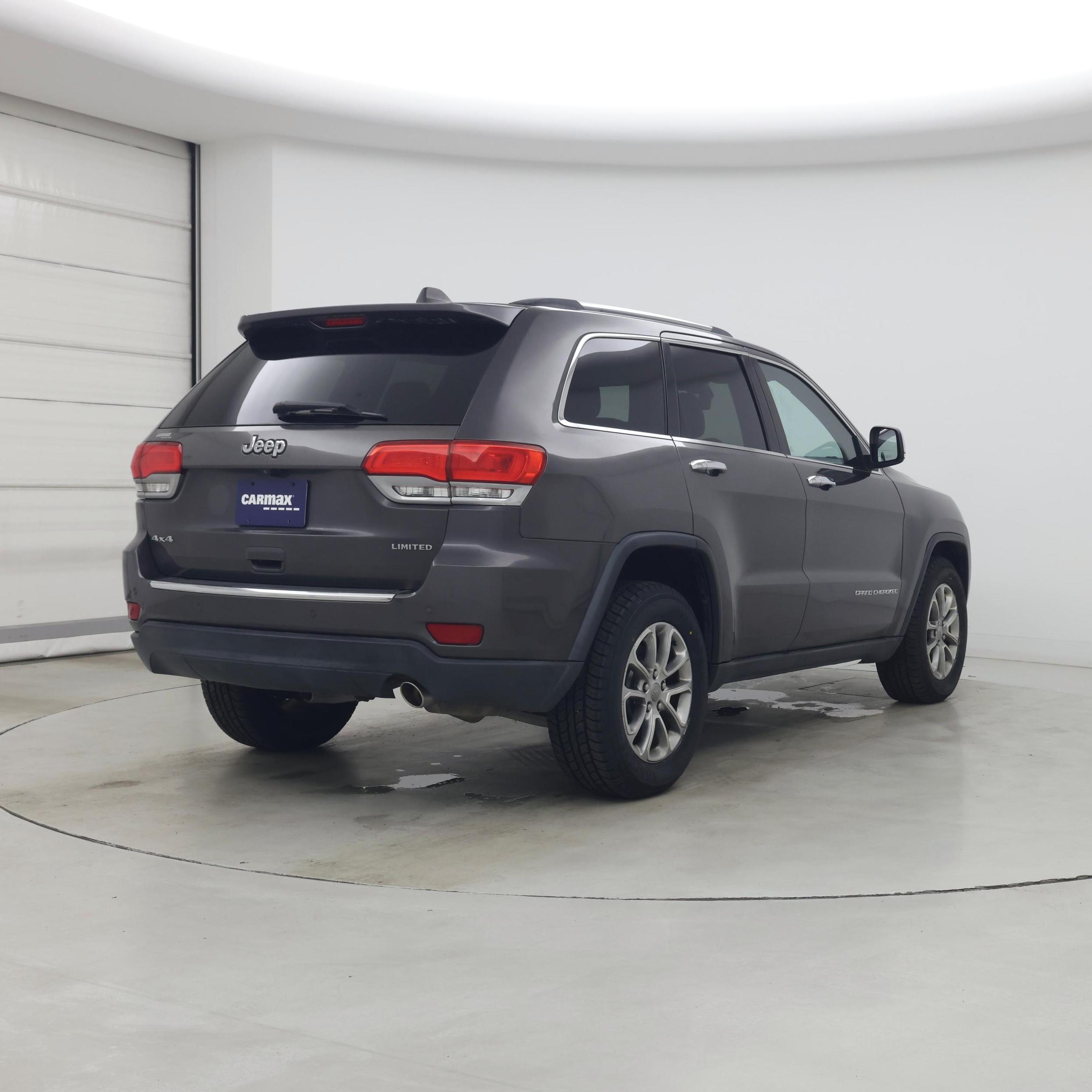 Thumbnail: 2015 Jeep Grand Cherokee - 8