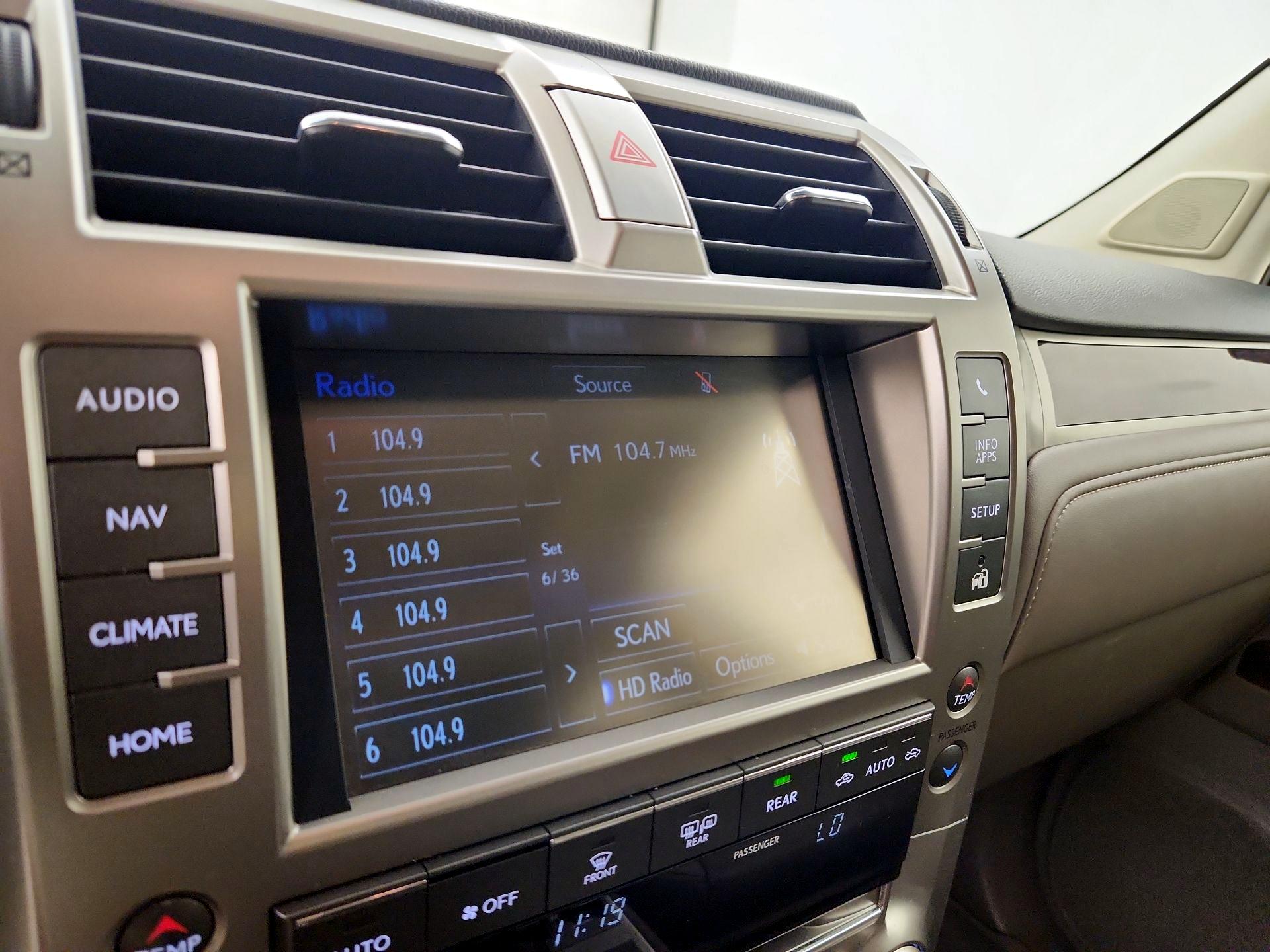 Thumbnail: 2016 Lexus GX - 16