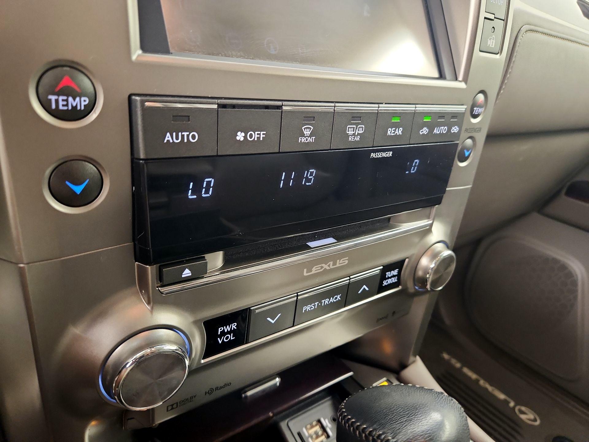 Thumbnail: 2016 Lexus GX - 17