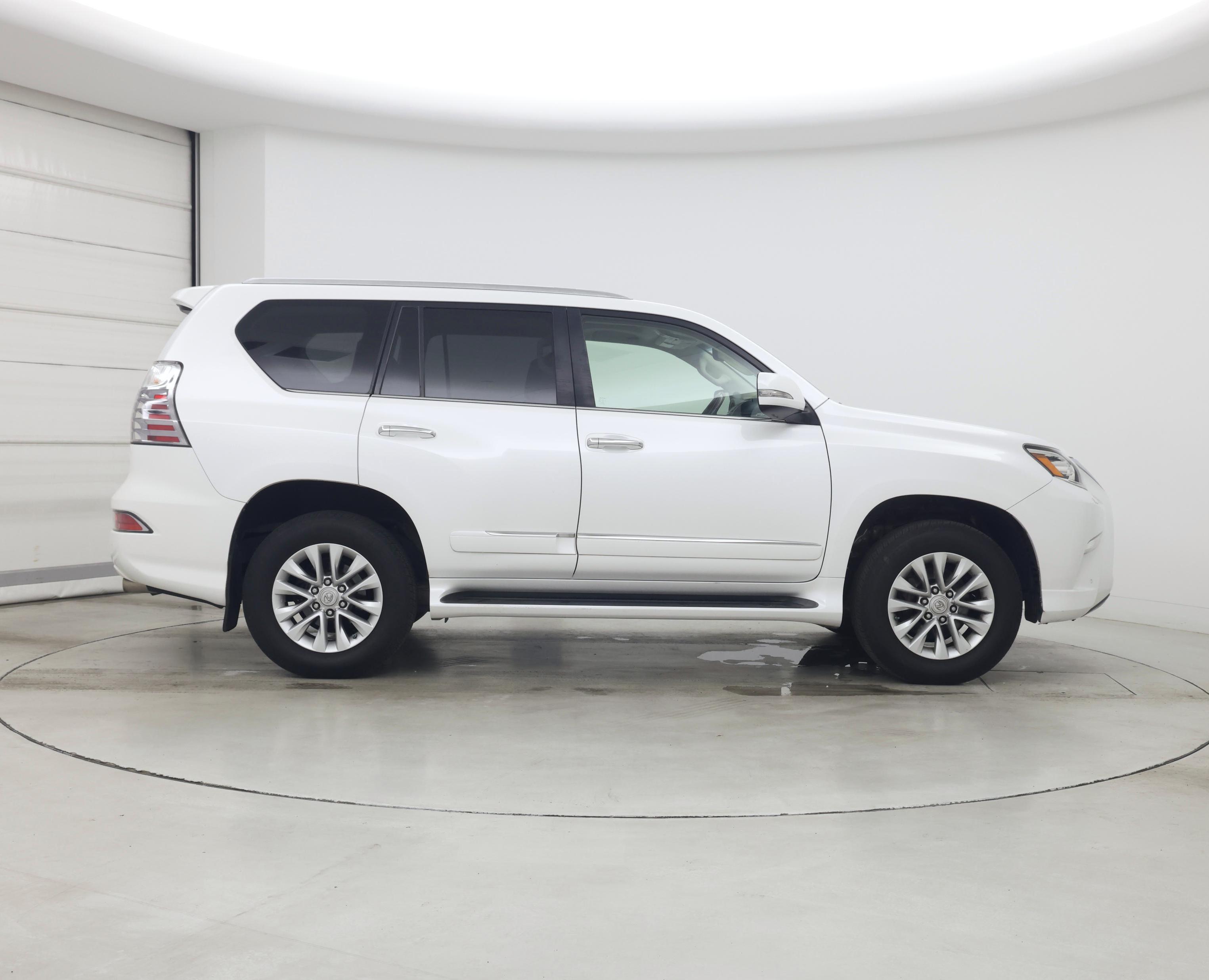 Thumbnail: 2016 Lexus GX - 7