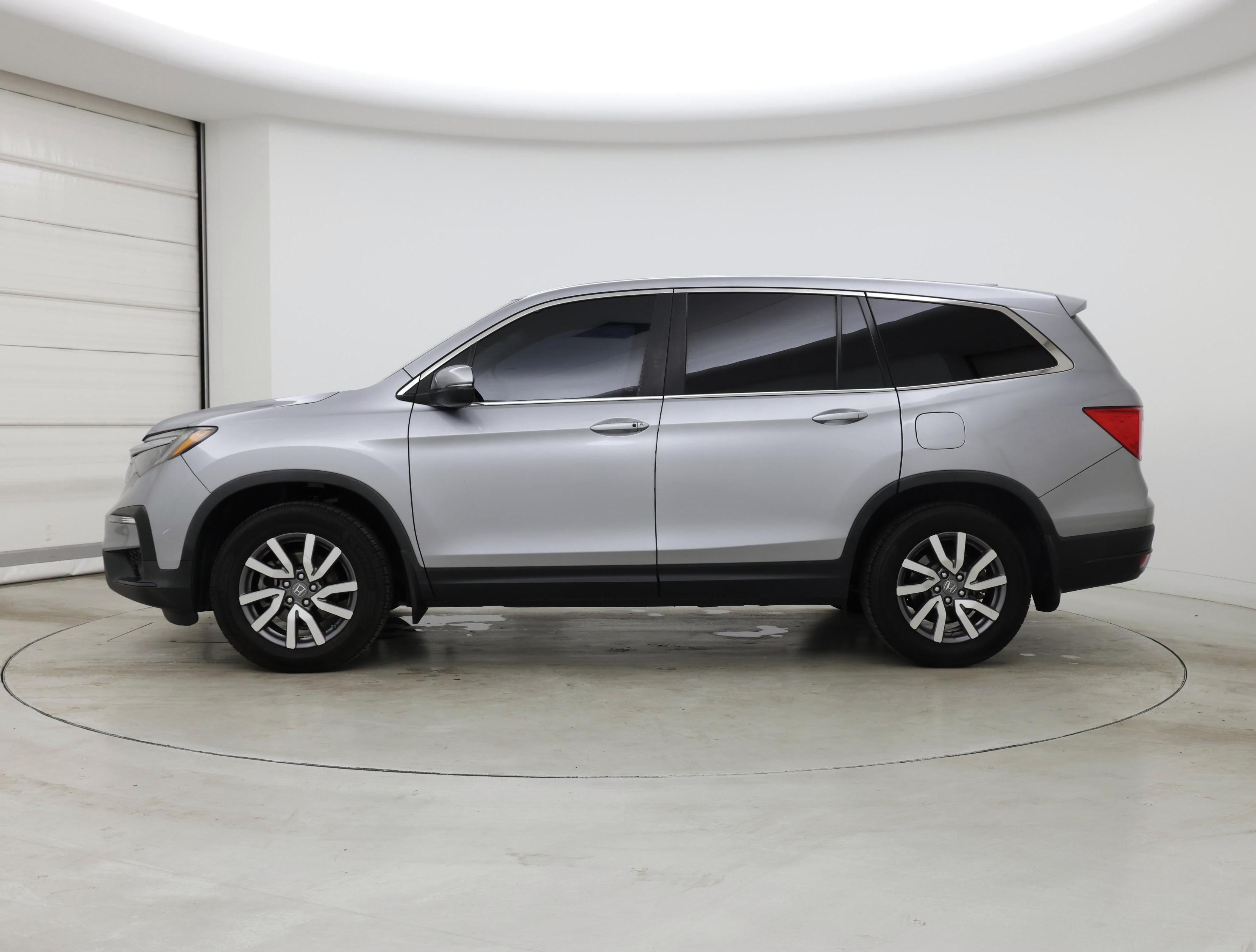 Thumbnail: 2019 Honda Pilot - 3