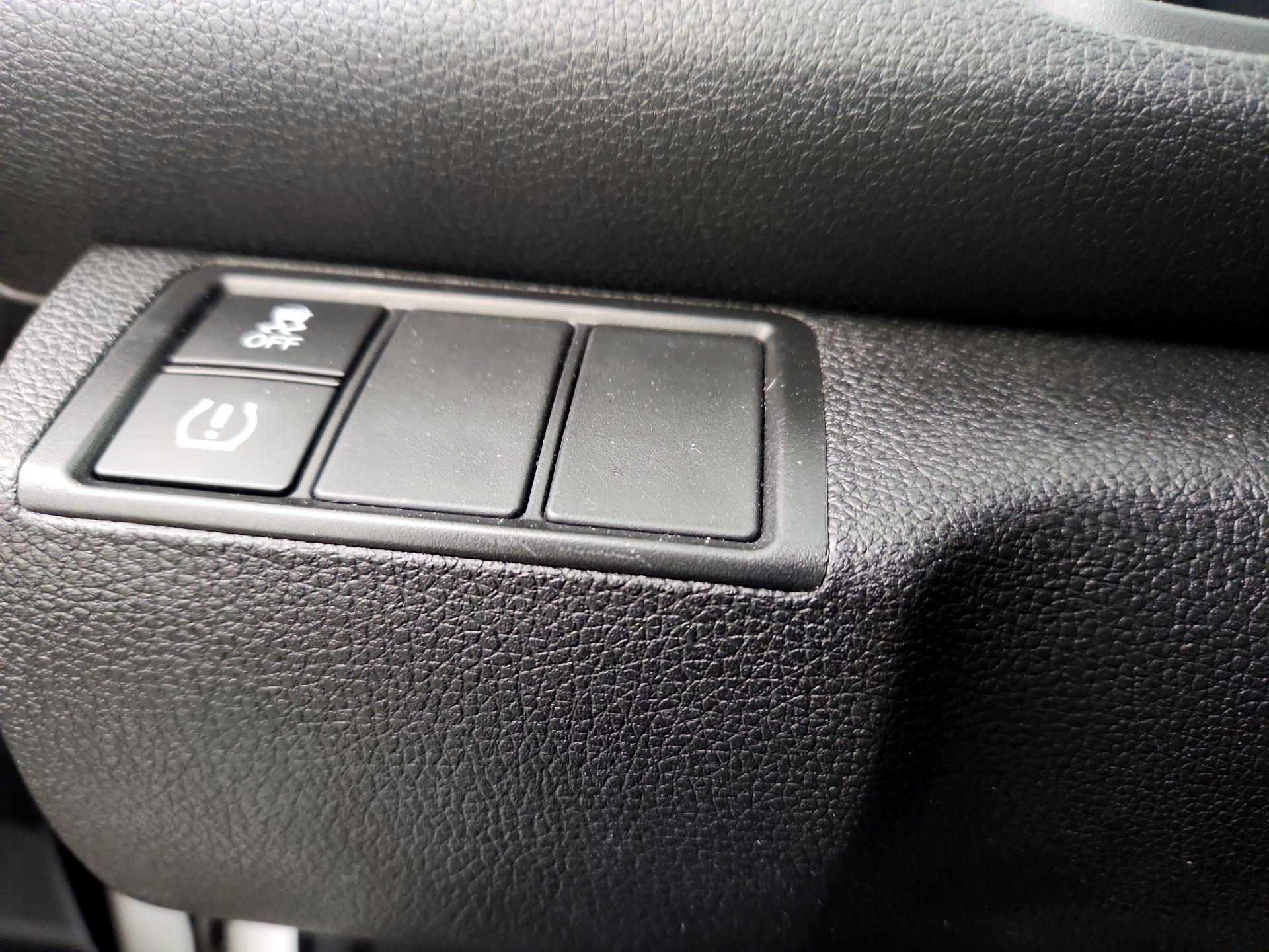 Thumbnail: 2016 Honda Civic - 13