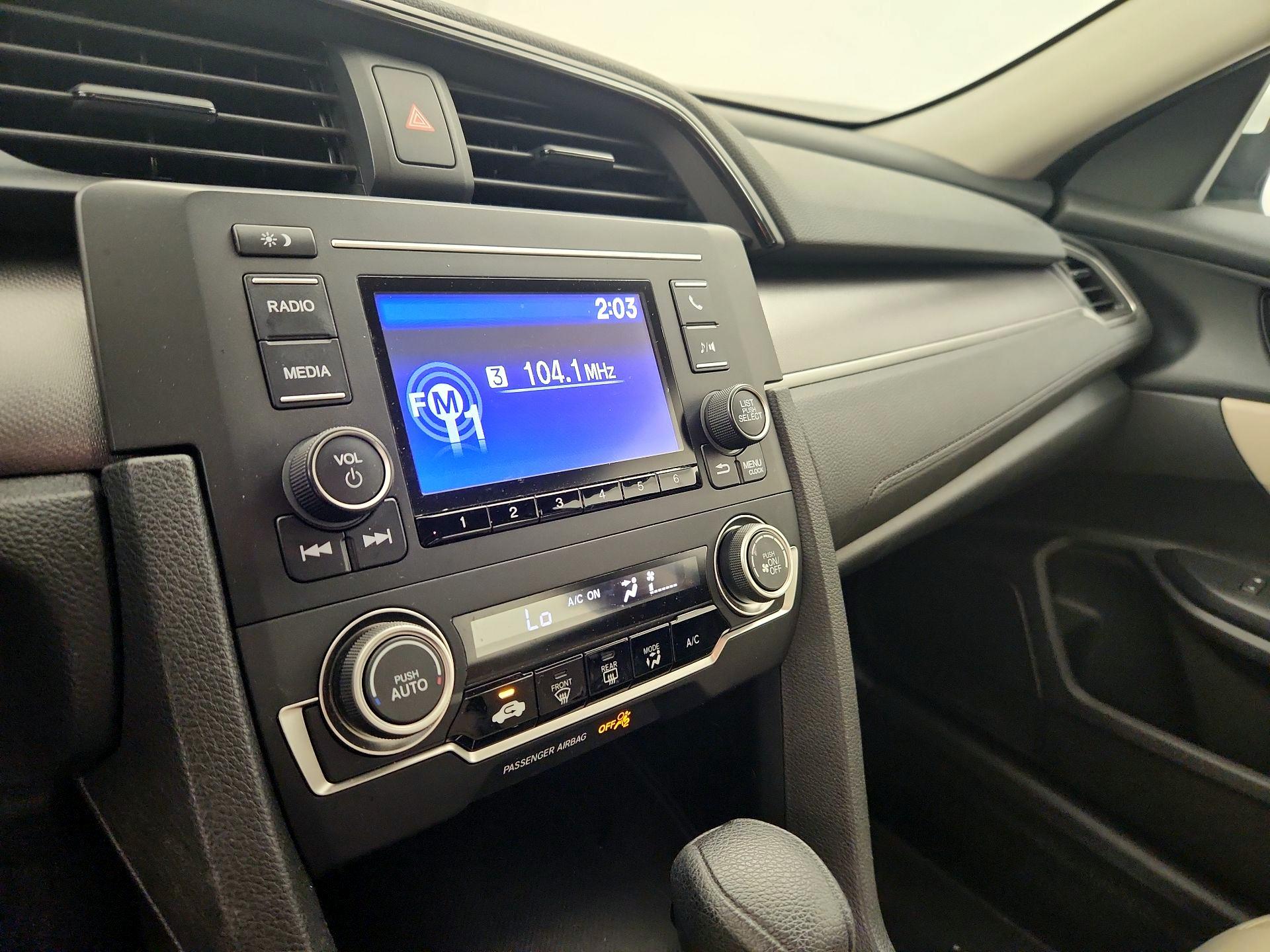 Thumbnail: 2016 Honda Civic - 15