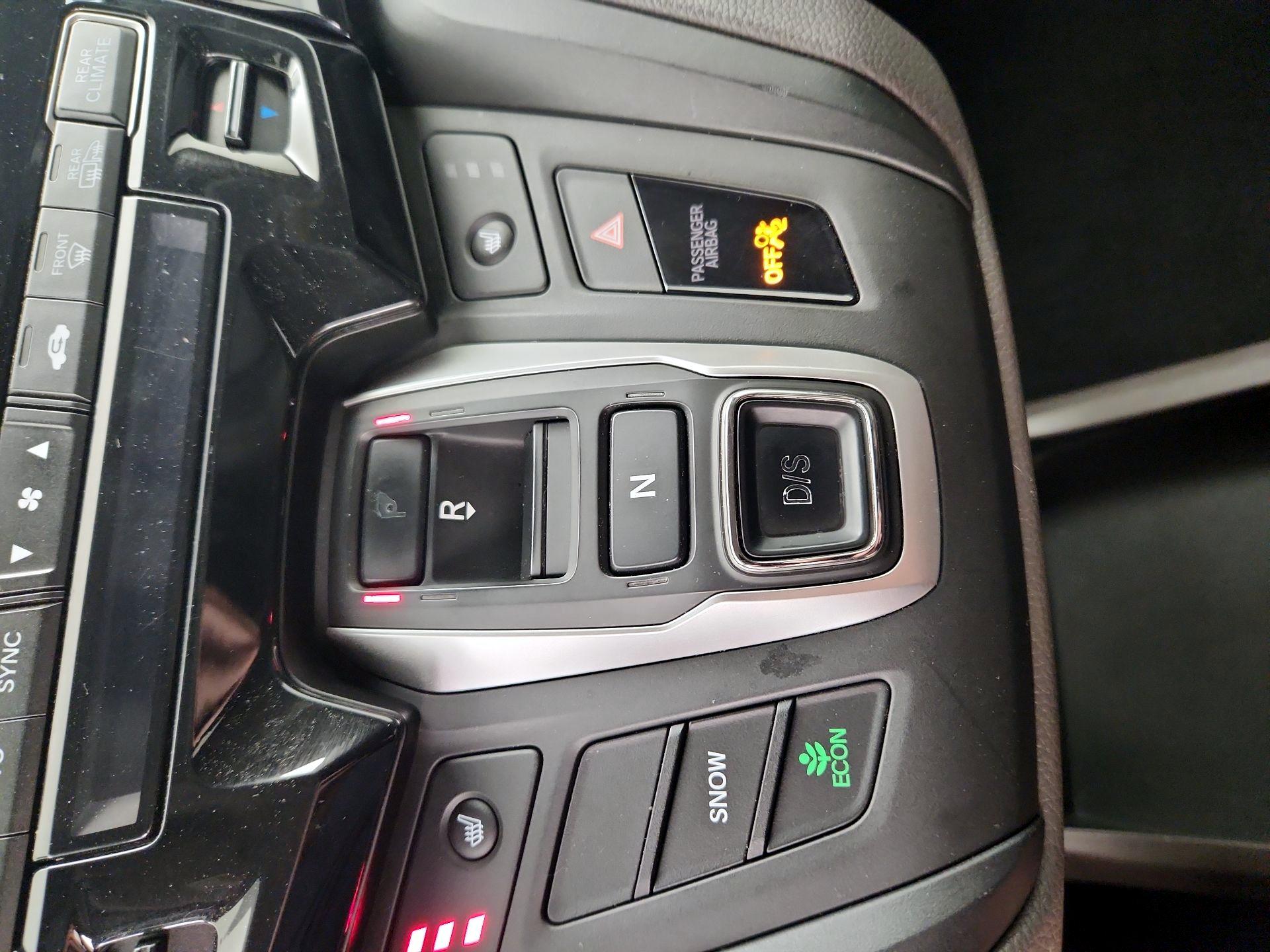 Thumbnail: 2019 Honda Odyssey - 17
