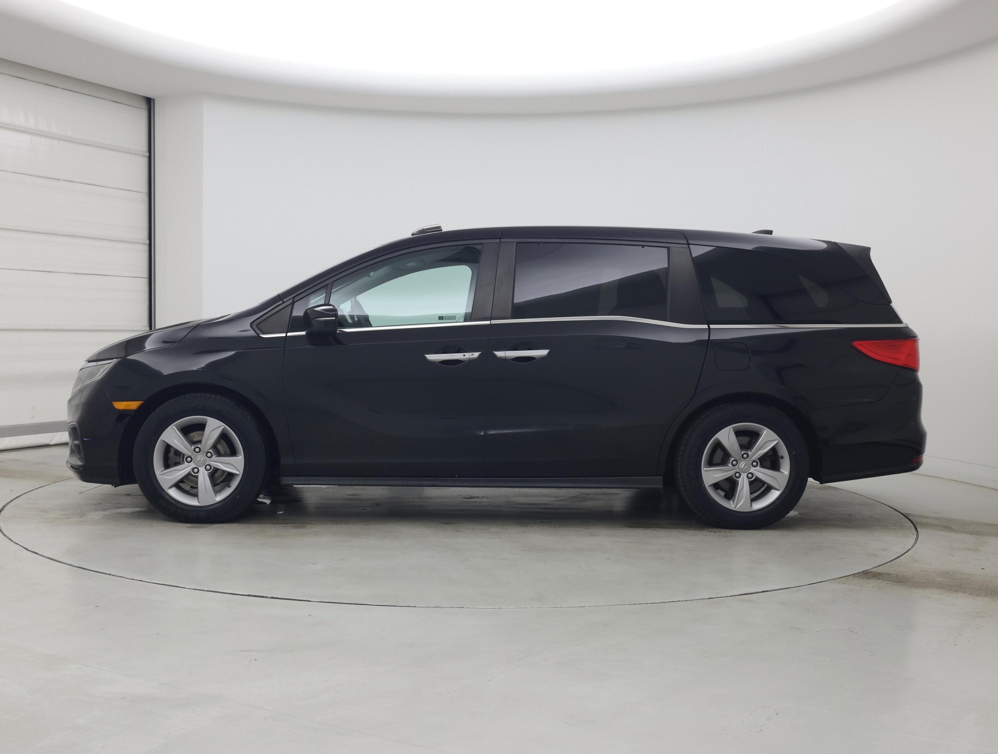 Thumbnail: 2019 Honda Odyssey - 3