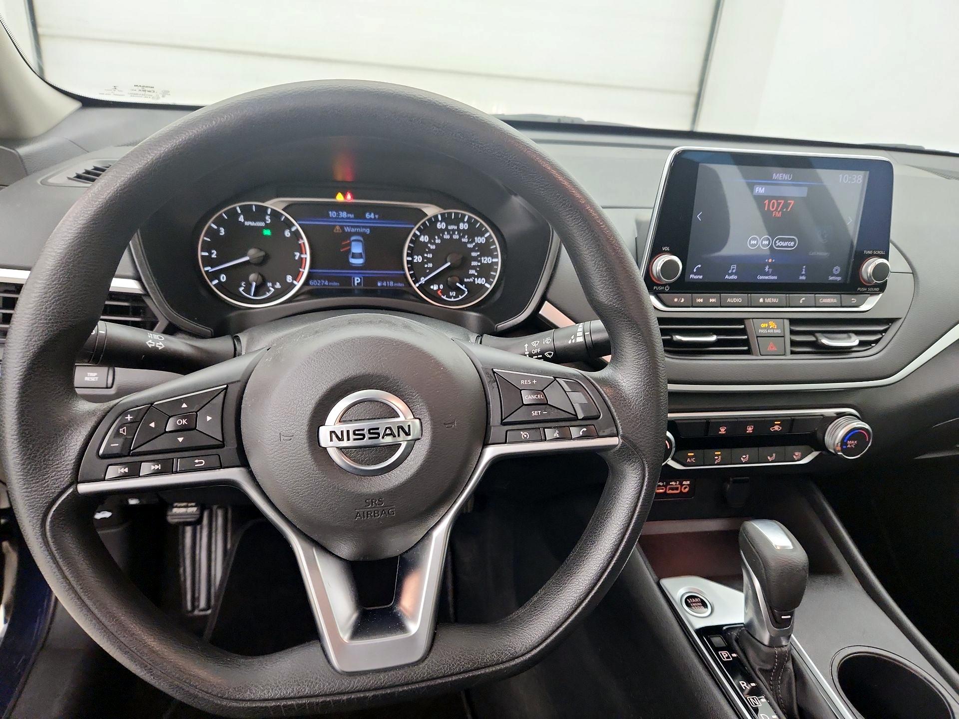 Thumbnail: 2020 Nissan Altima - 10