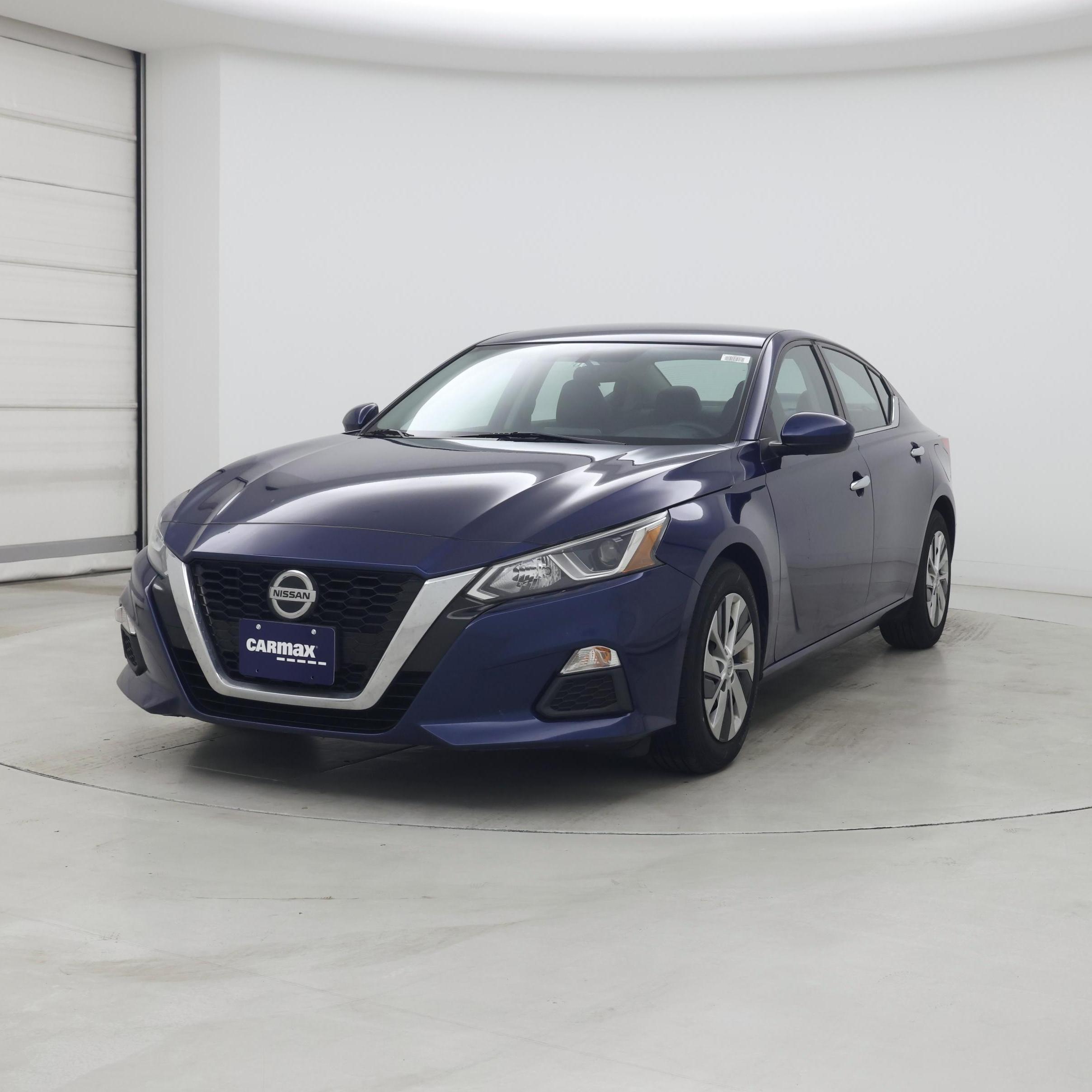 Thumbnail: 2020 Nissan Altima - 4