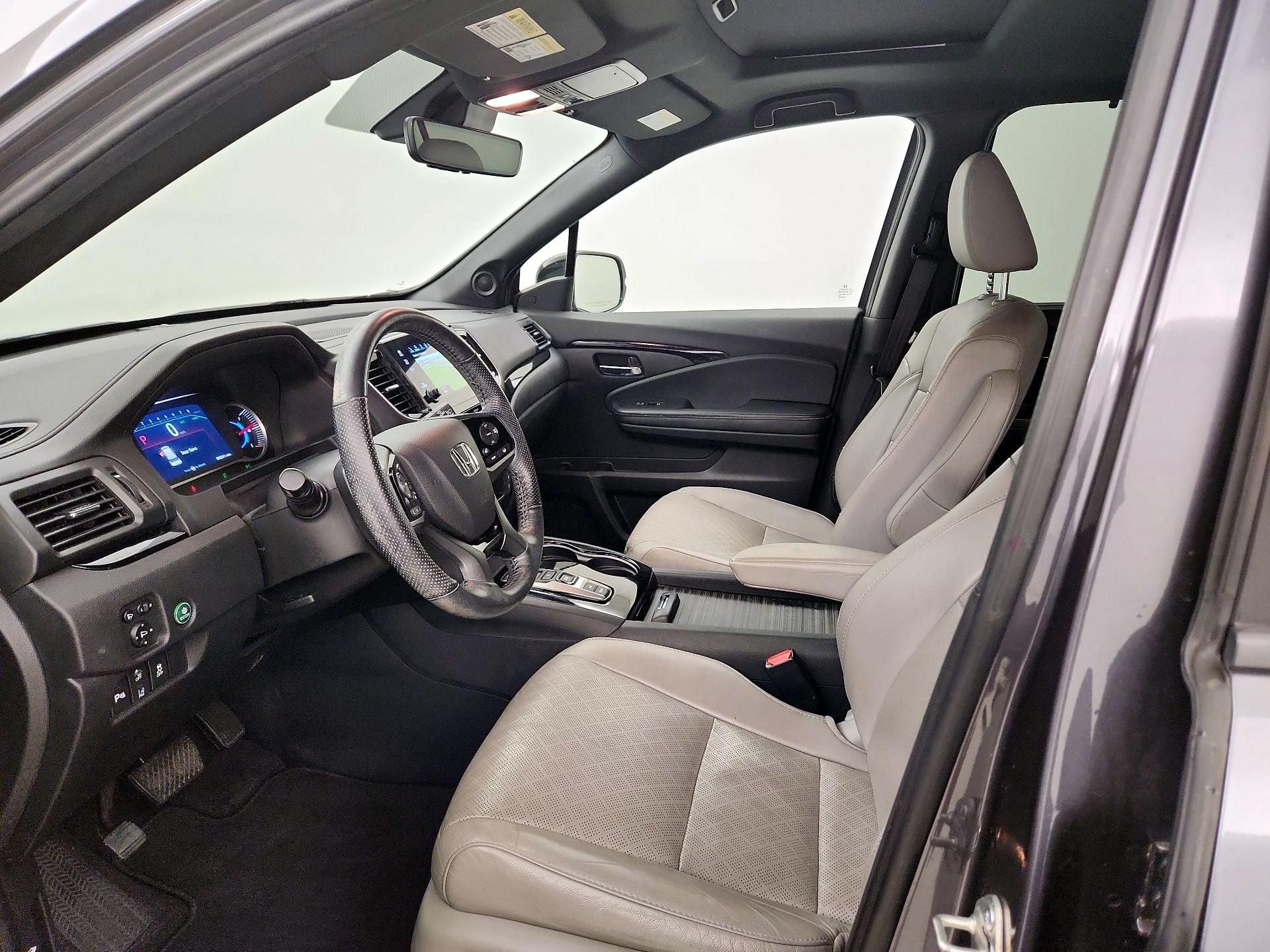 Thumbnail: 2020 Honda Passport - 11
