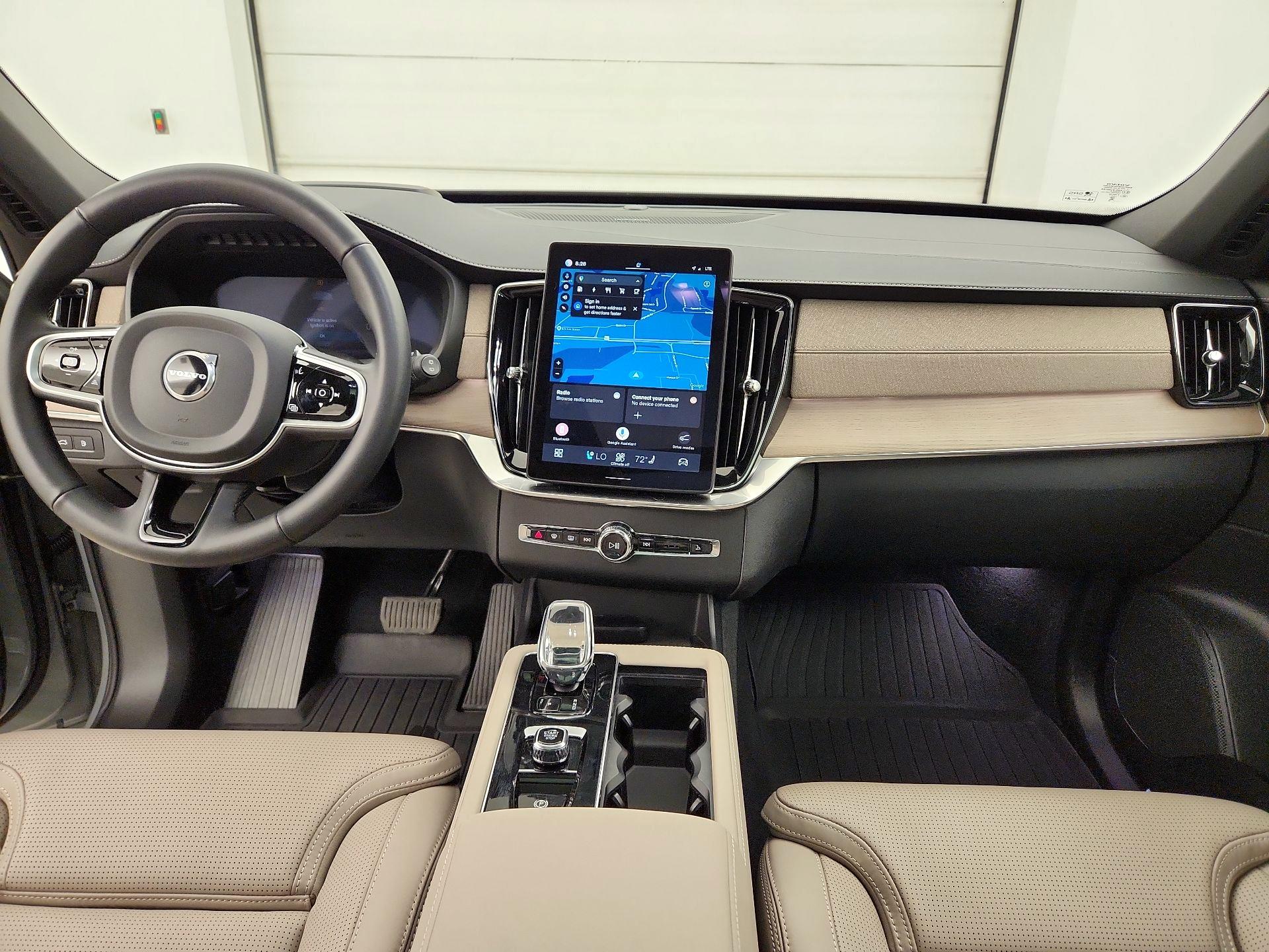 Thumbnail: 2025 Volvo XC90 - 9