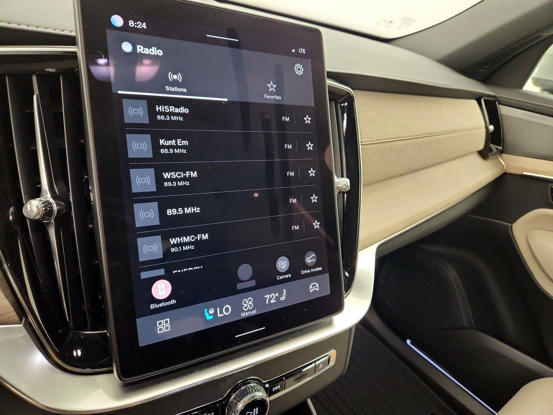 Thumbnail: 2025 Volvo XC90 - 16