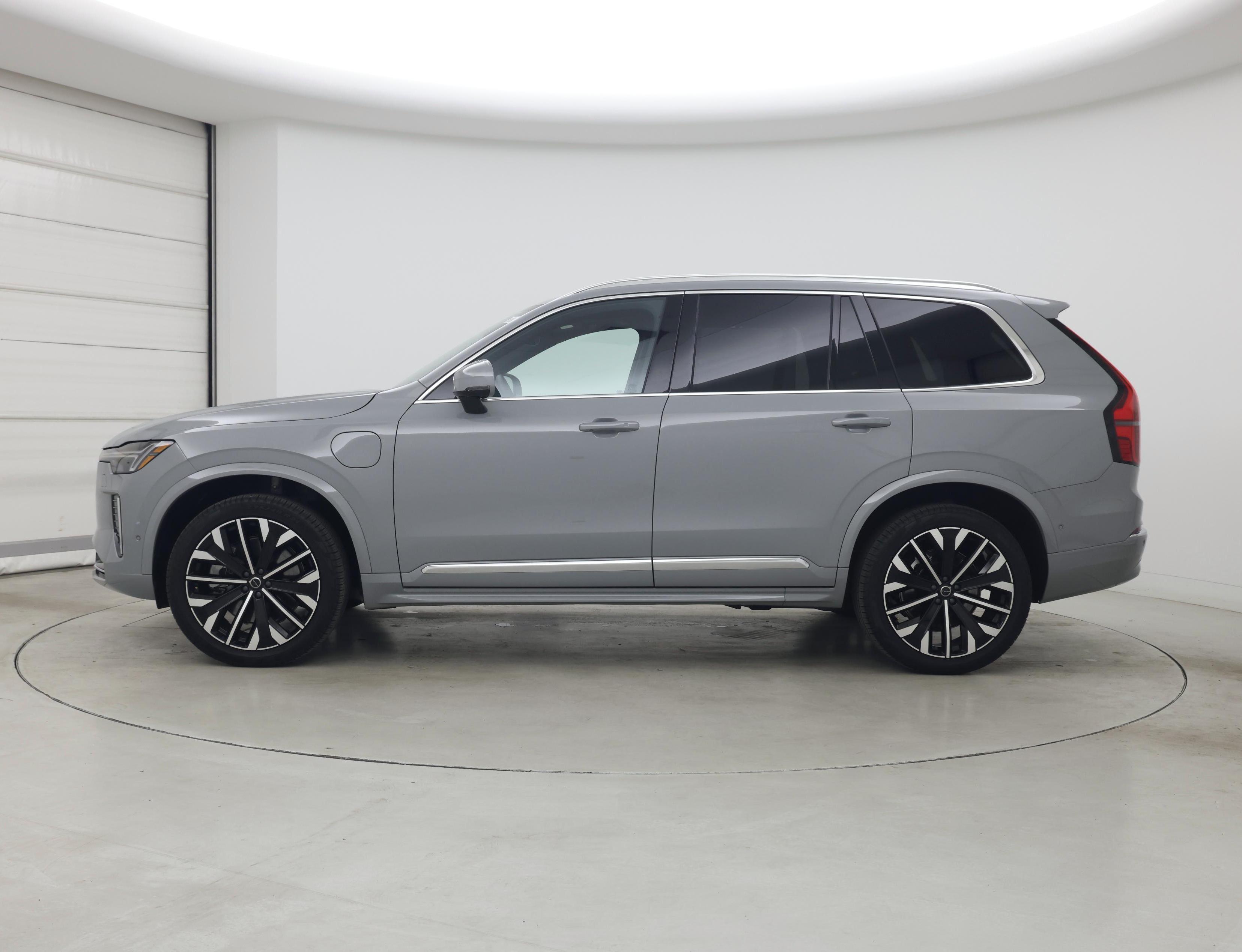 Thumbnail: 2025 Volvo XC90 - 3