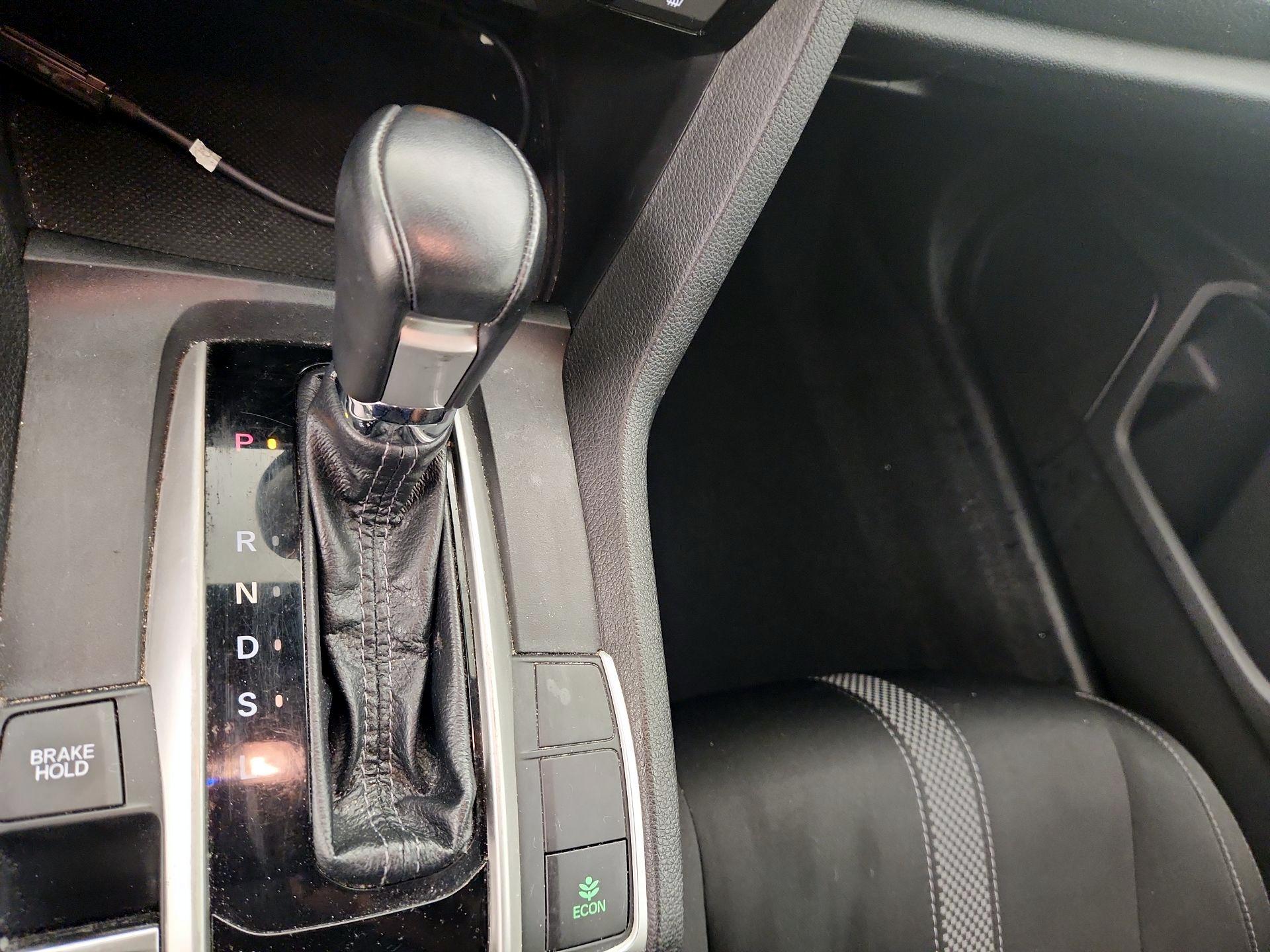 Thumbnail: 2019 Honda Civic - 17