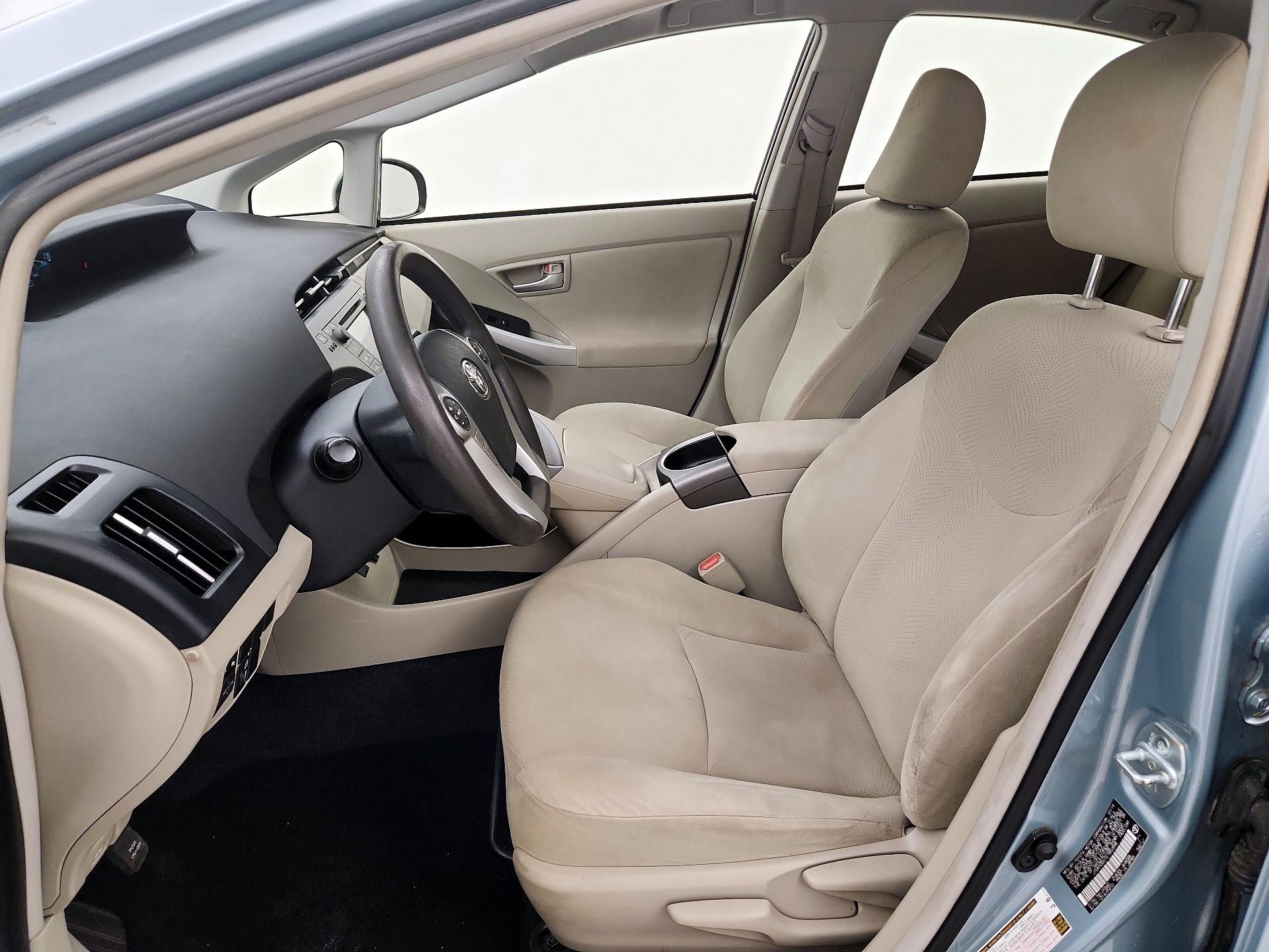 Thumbnail: 2014 Toyota Prius - 11