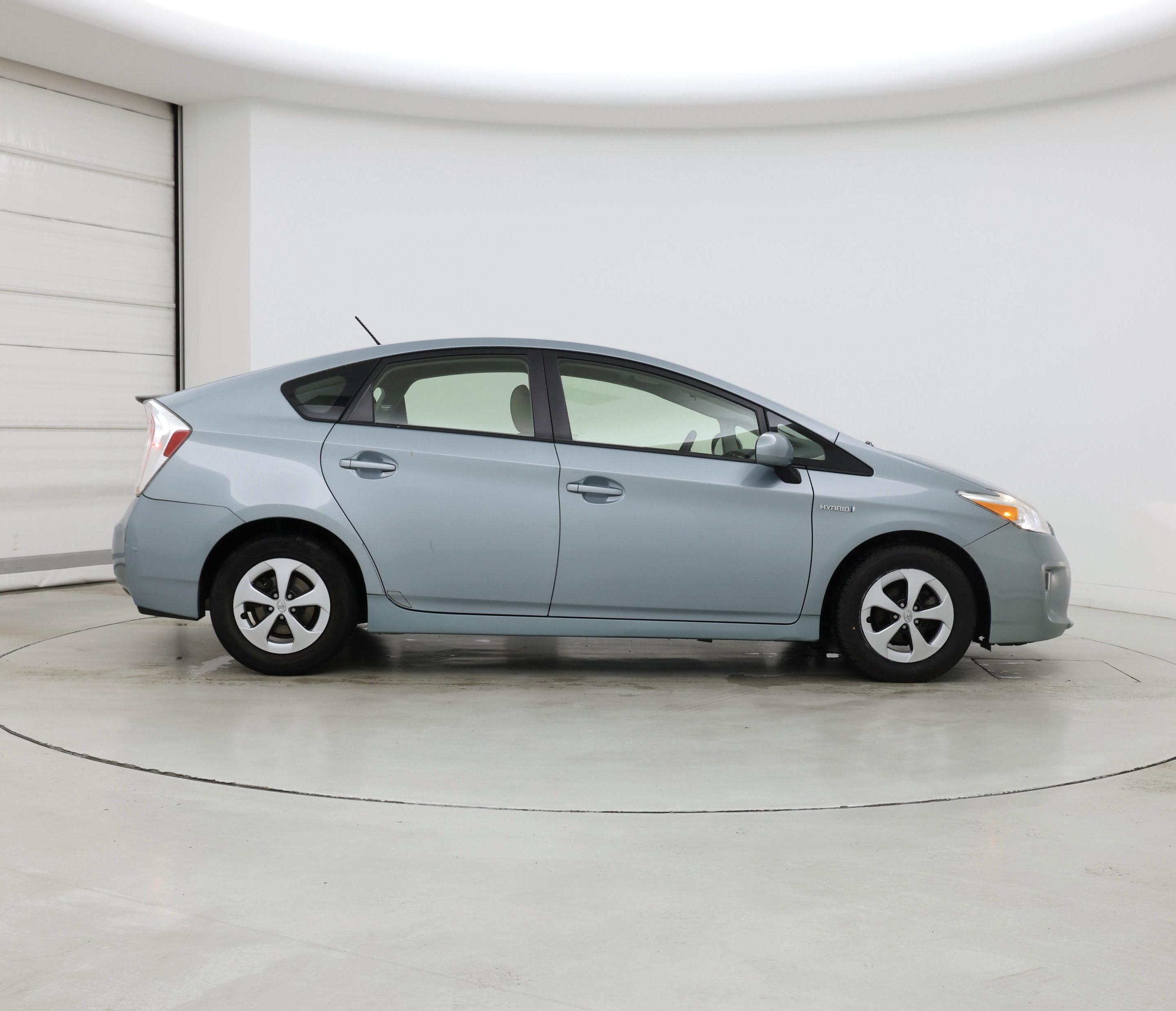 Thumbnail: 2014 Toyota Prius - 7