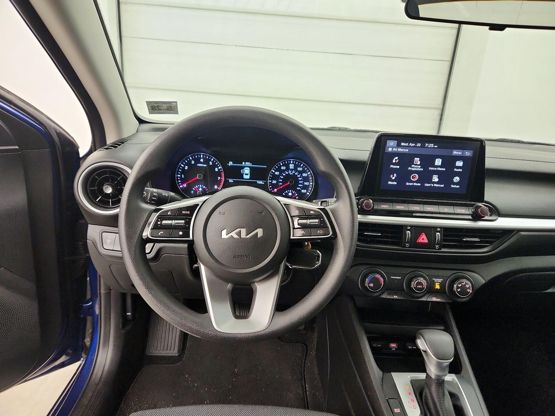 Thumbnail: 2023 Kia Forte - 10