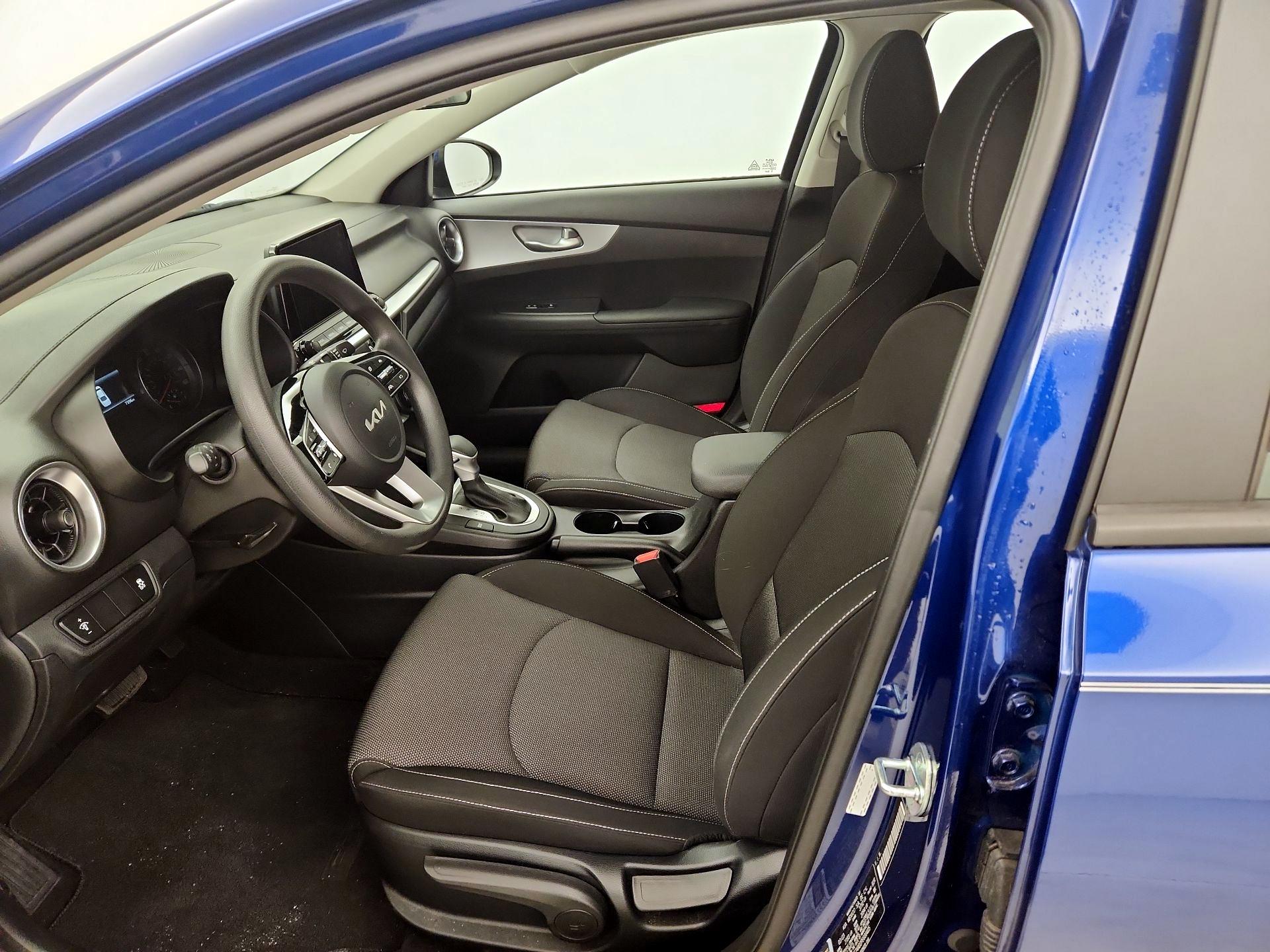 Thumbnail: 2023 Kia Forte - 11