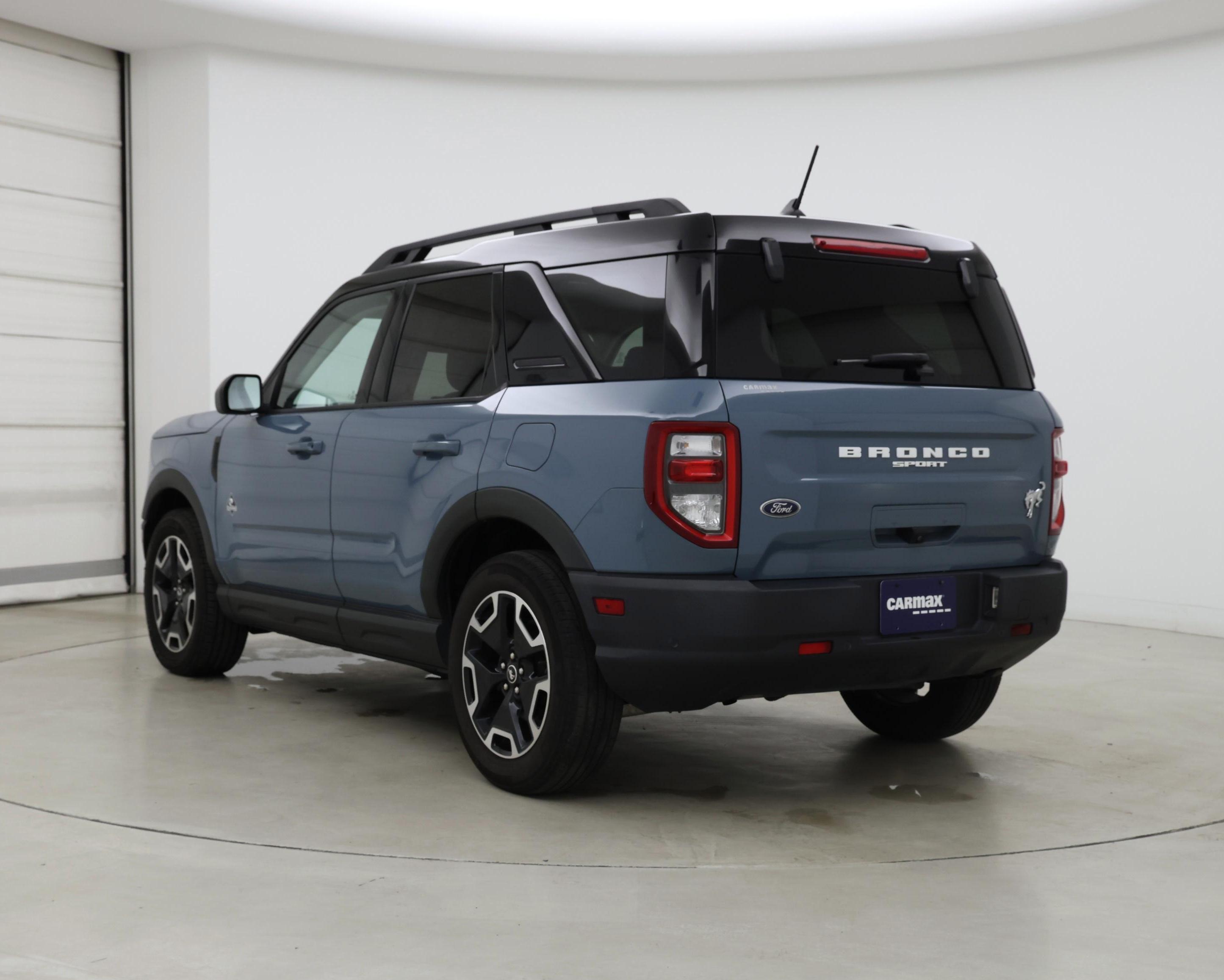 Thumbnail: 2022 Ford Bronco Sport - 2