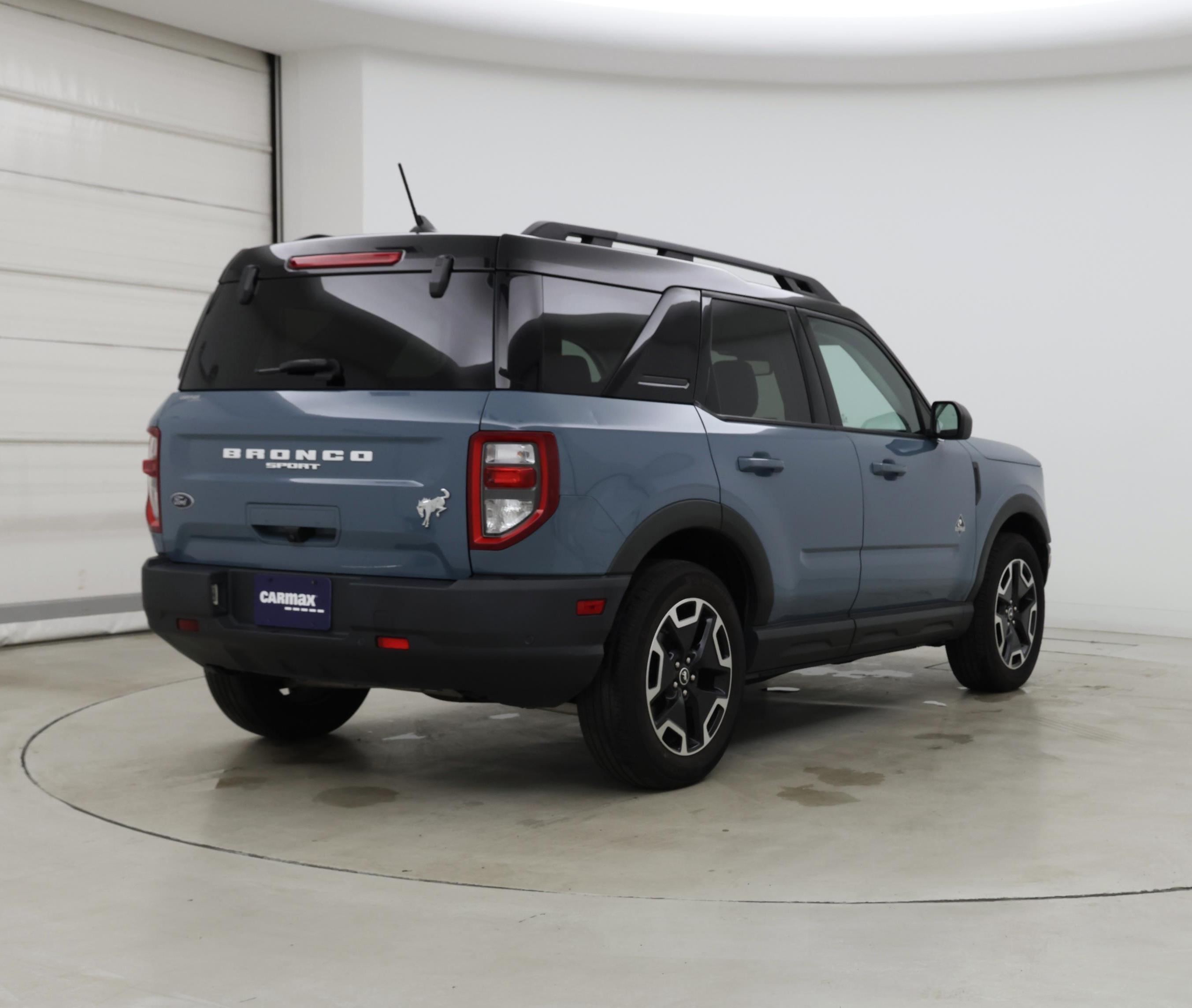 Thumbnail: 2022 Ford Bronco Sport - 8