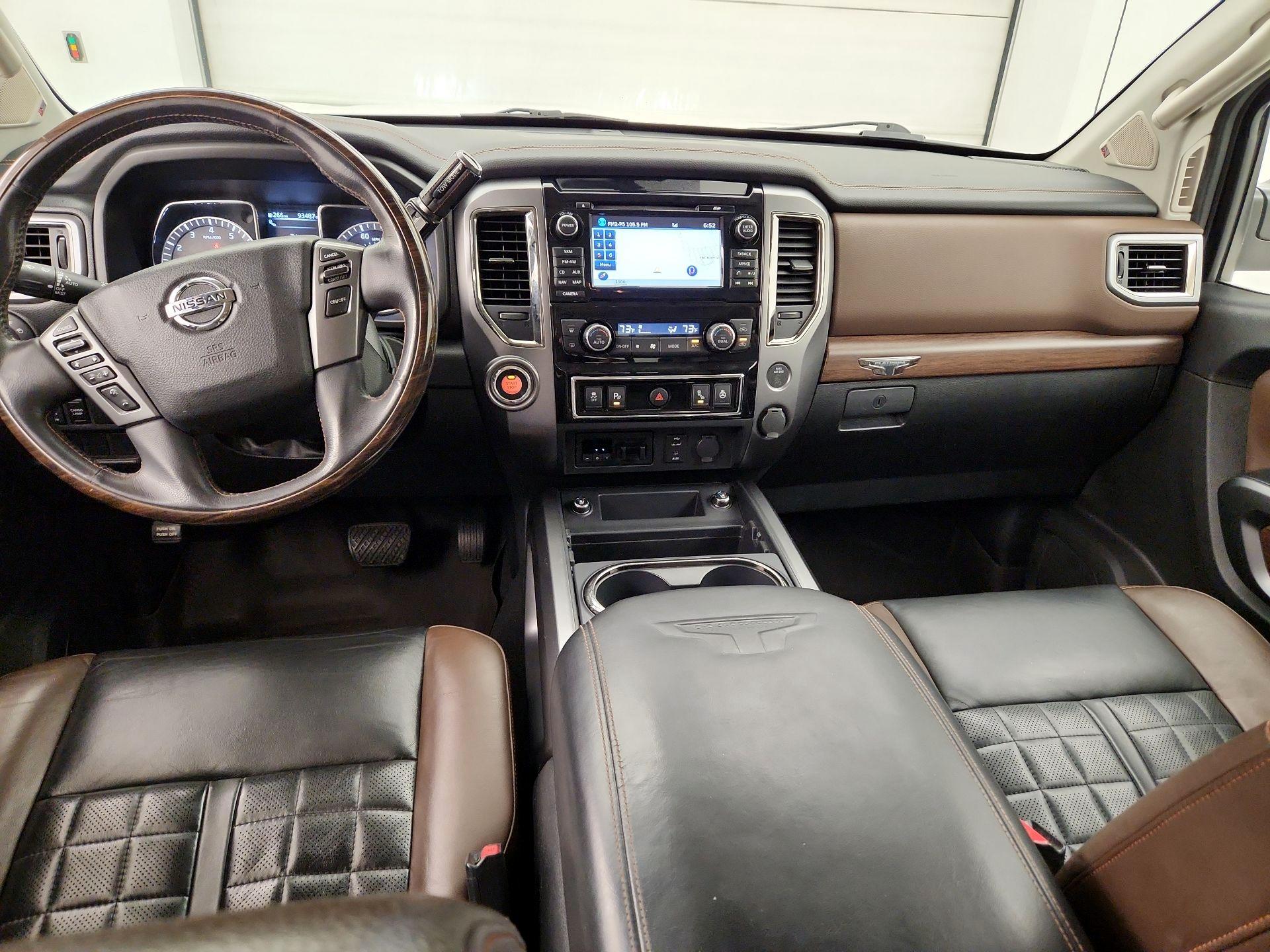 Thumbnail: 2017 Nissan Titan - 9