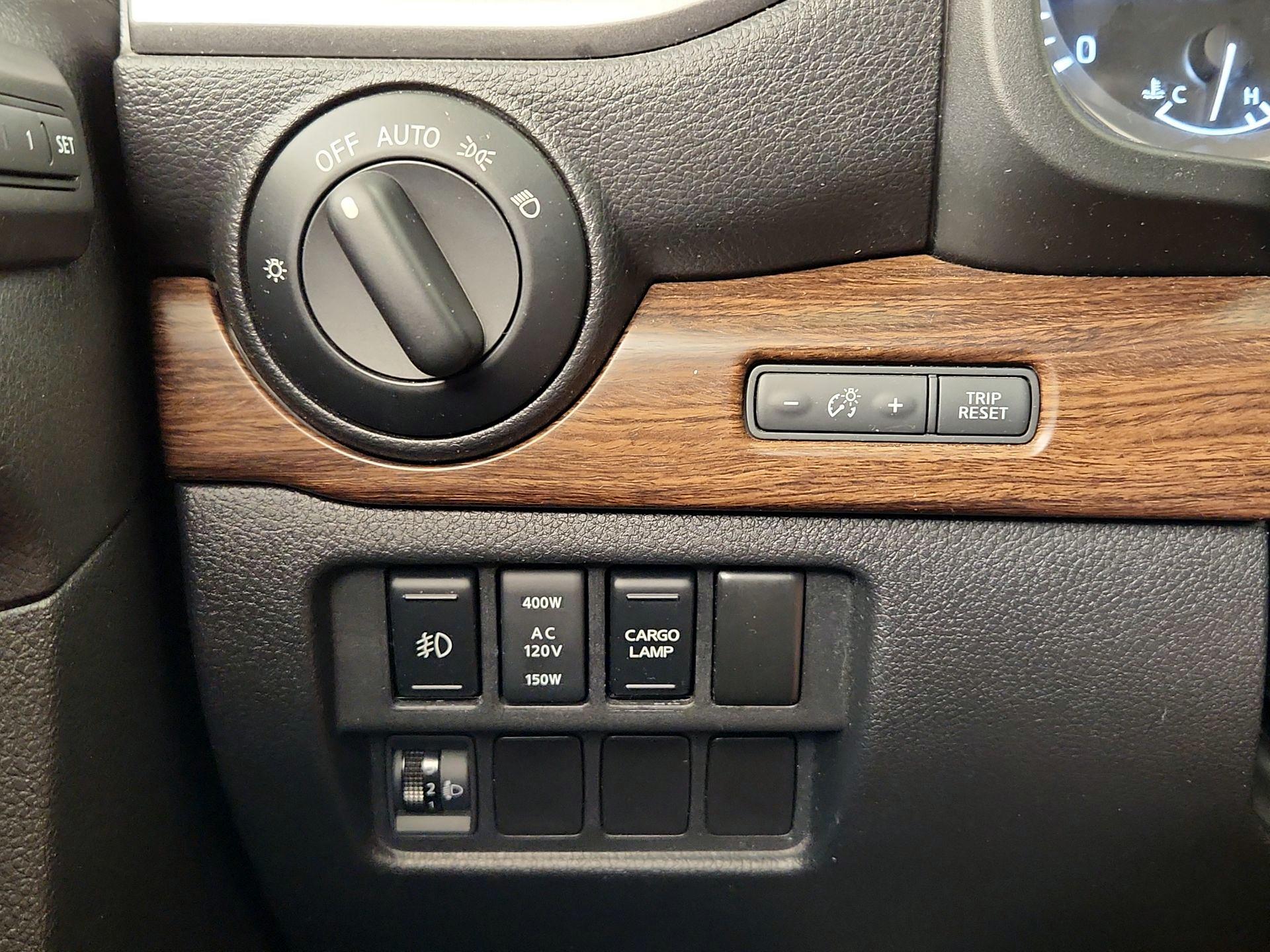 Thumbnail: 2017 Nissan Titan - 13