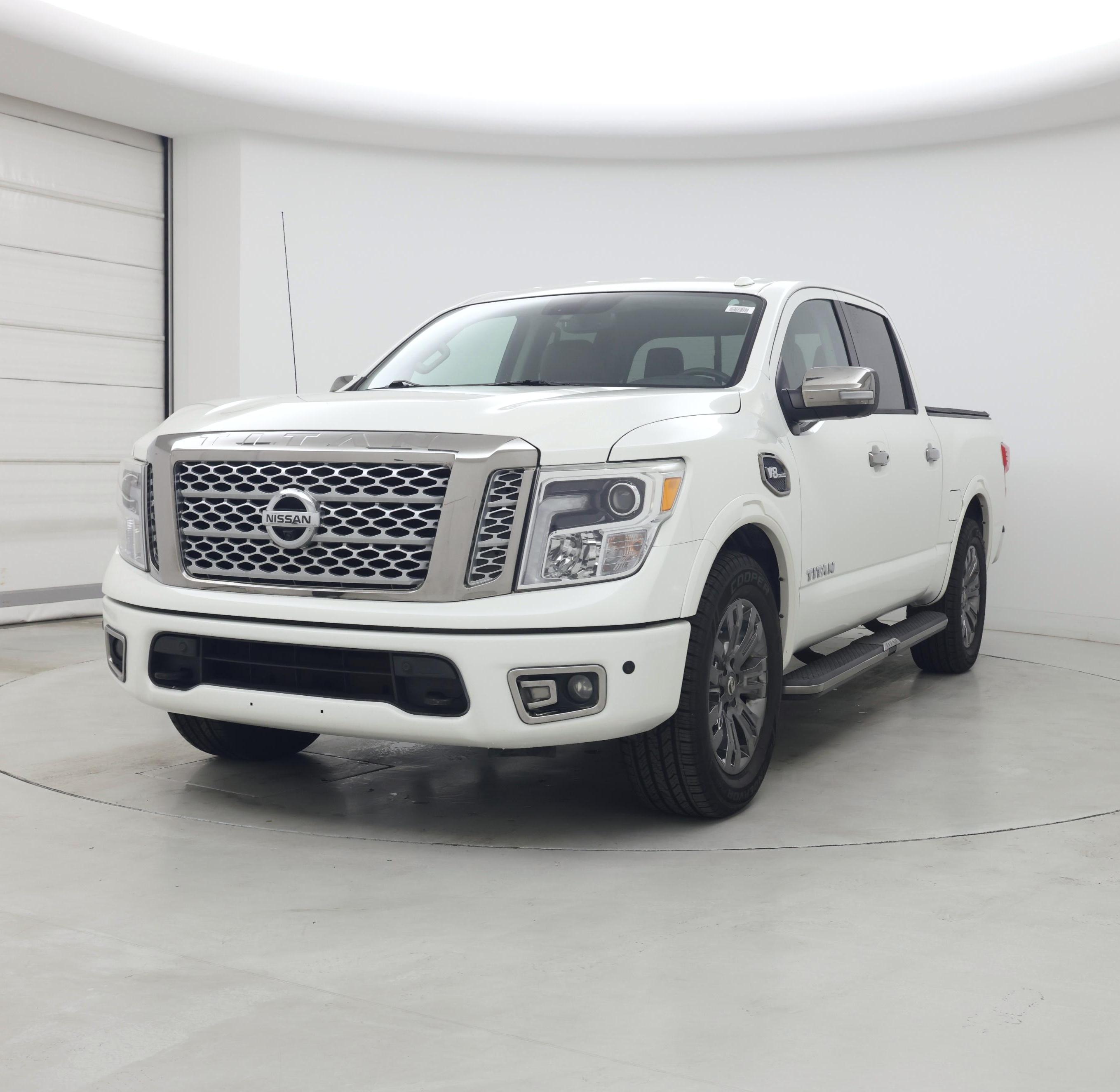 Thumbnail: 2017 Nissan Titan - 4