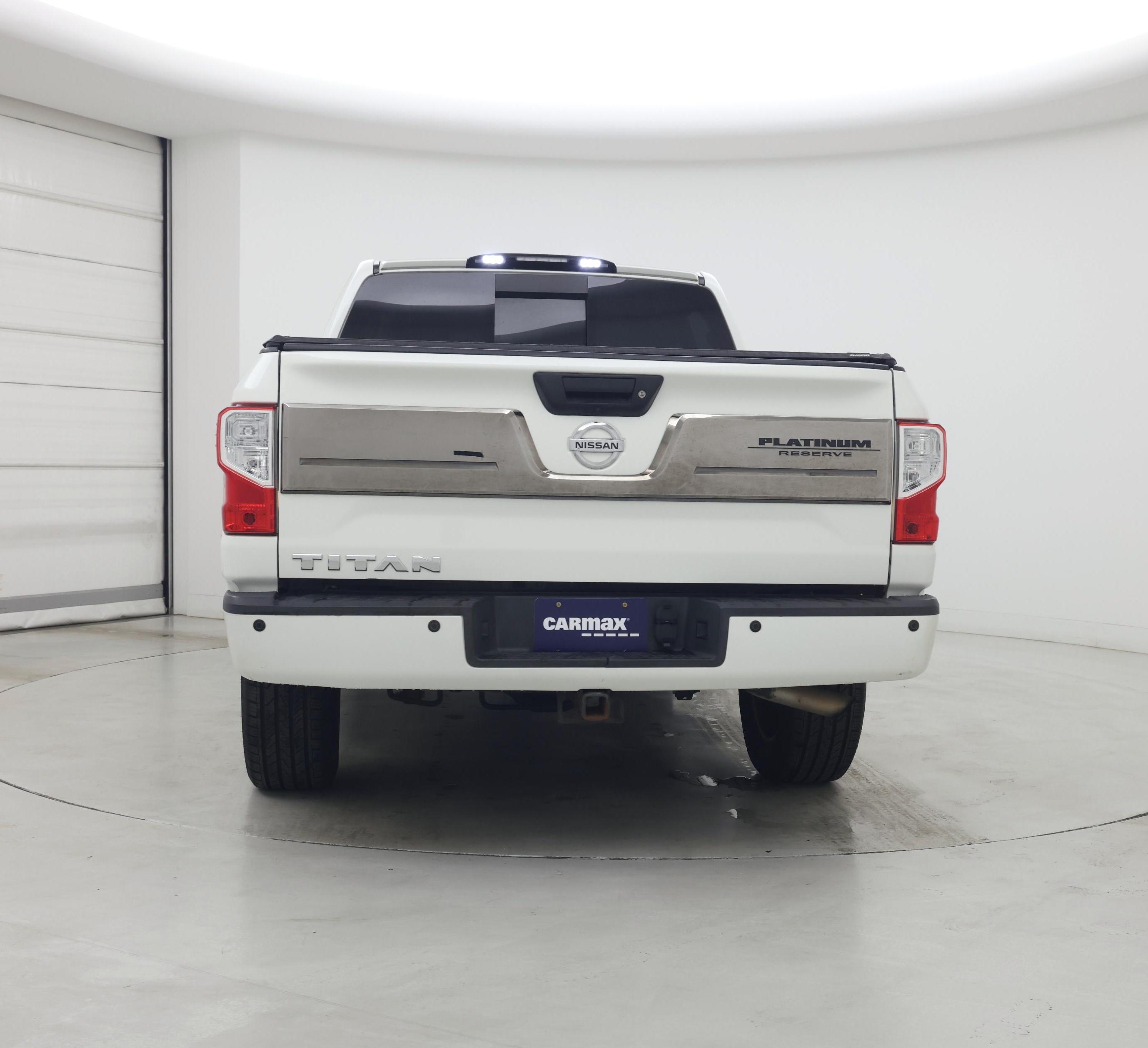 Thumbnail: 2017 Nissan Titan - 6