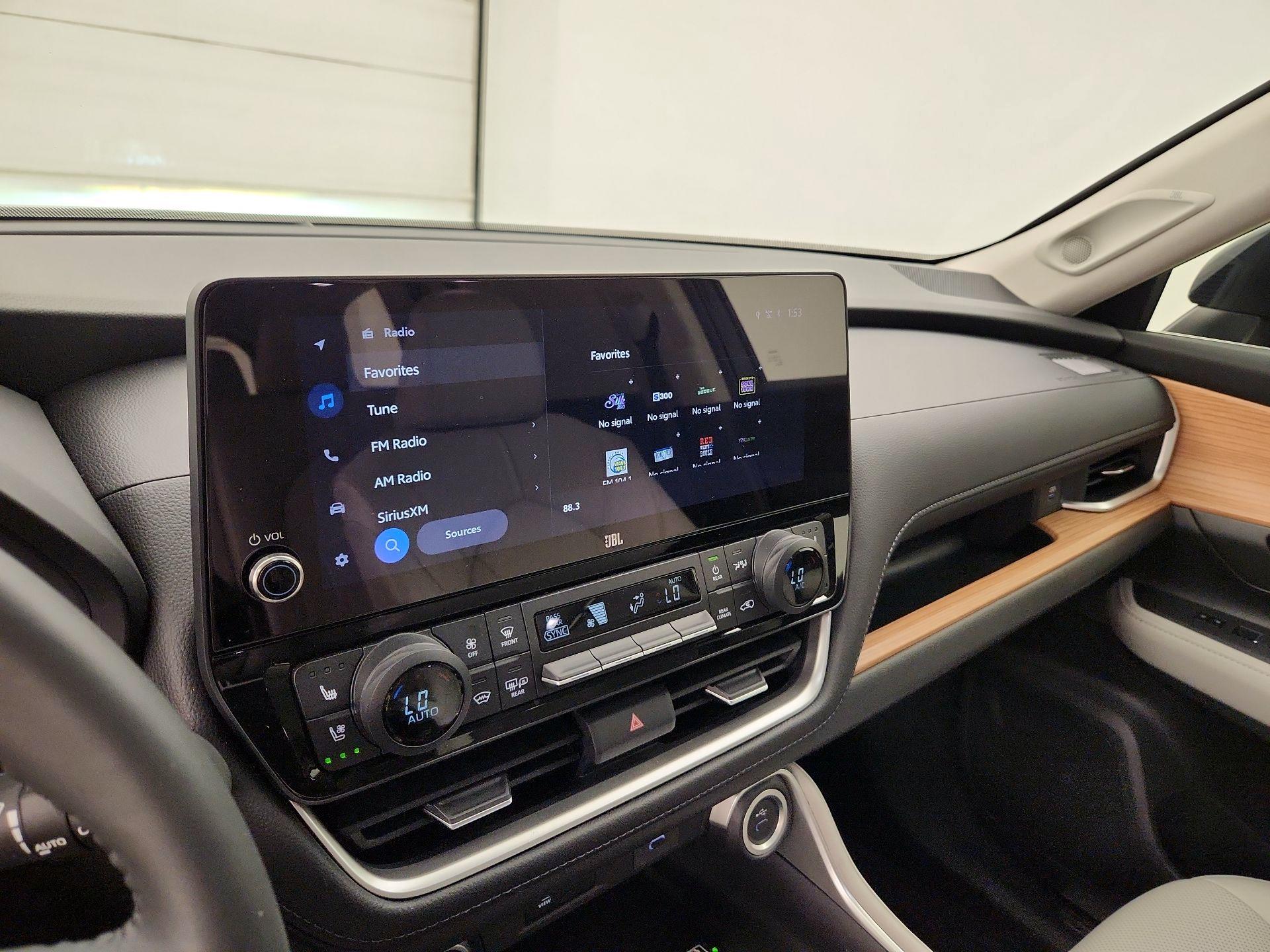 Thumbnail: 2026 Toyota Highlander - 15