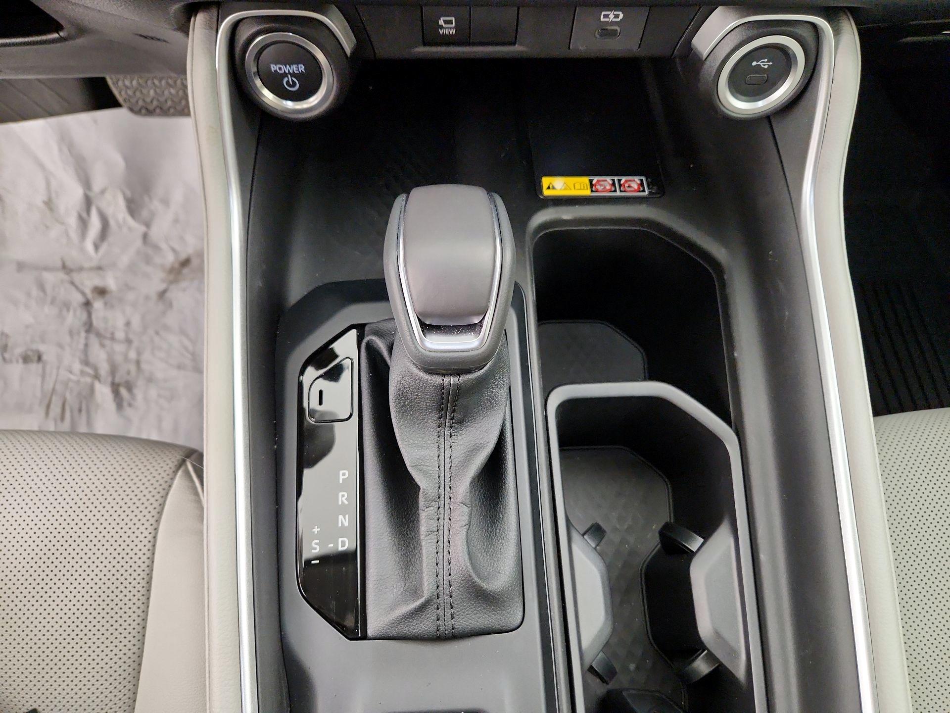 Thumbnail: 2026 Toyota Highlander - 17