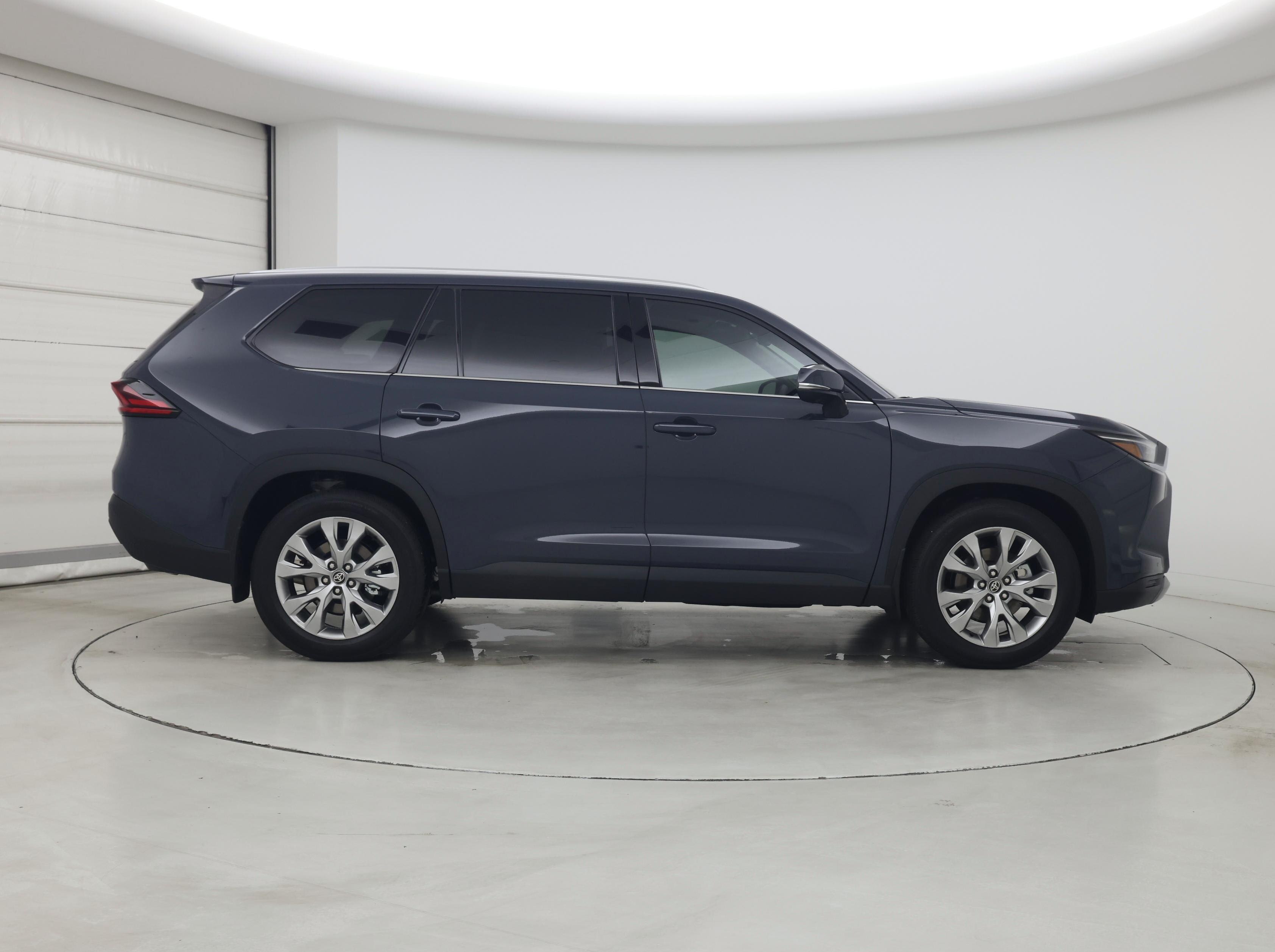 Thumbnail: 2026 Toyota Highlander - 7