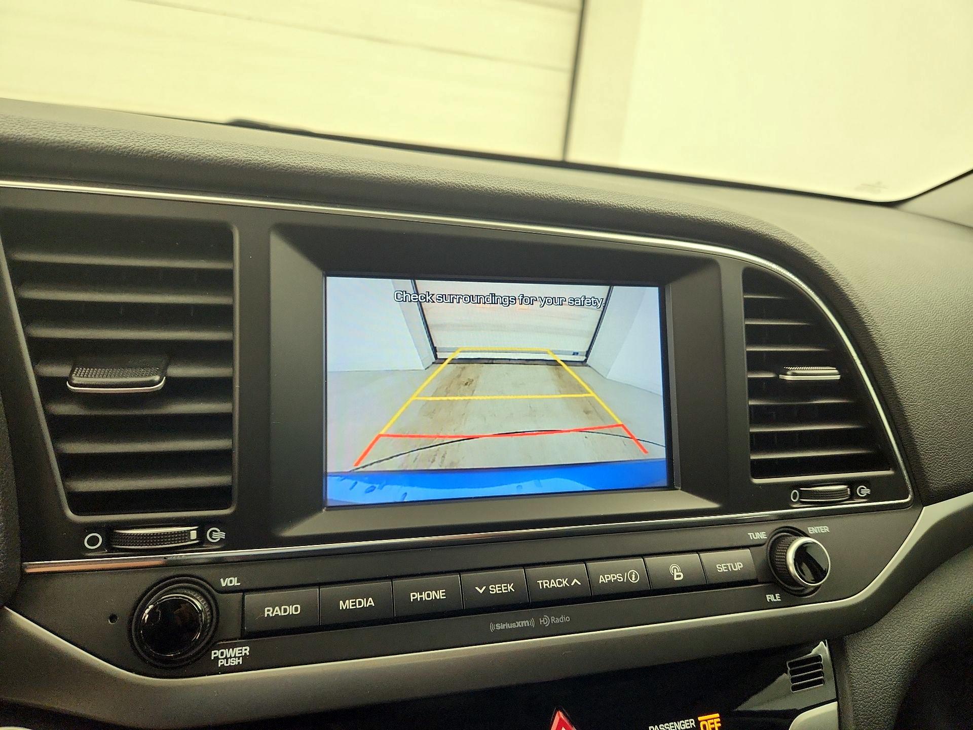 Thumbnail: 2017 Hyundai Elantra - 14