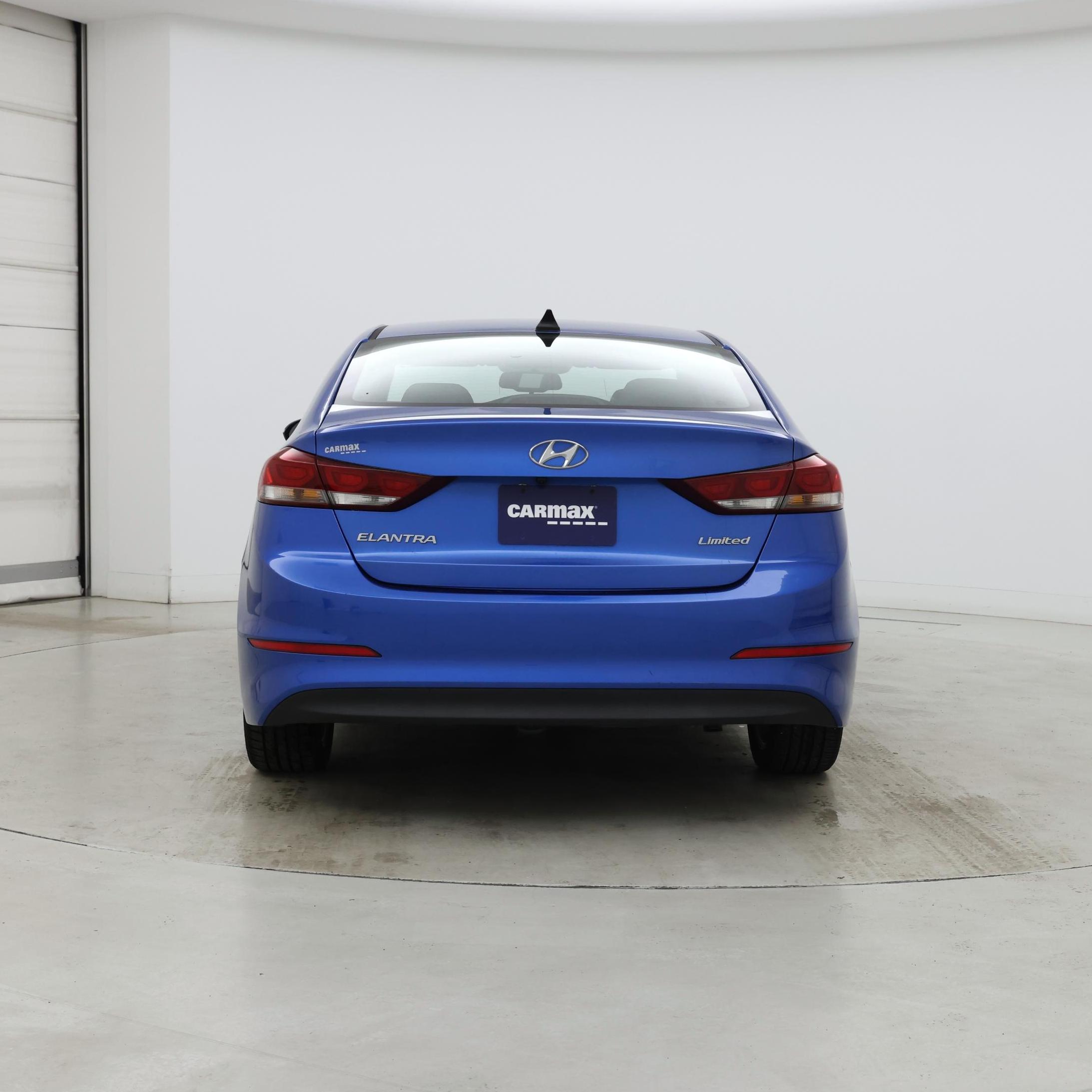 Thumbnail: 2017 Hyundai Elantra - 6