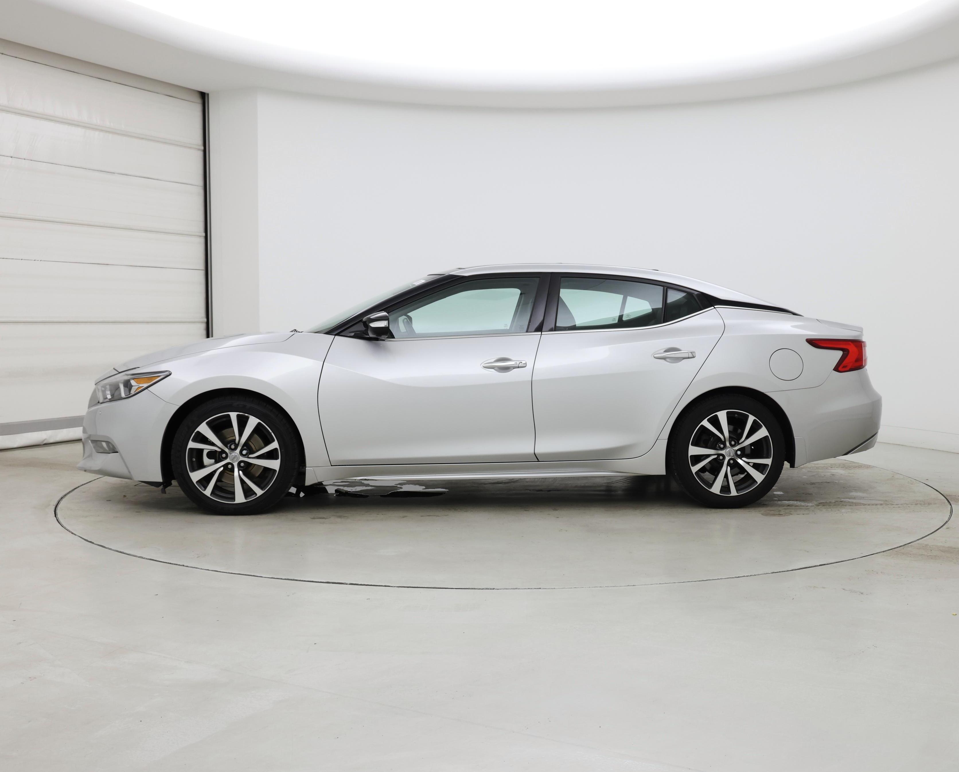 Thumbnail: 2016 Nissan Maxima - 3