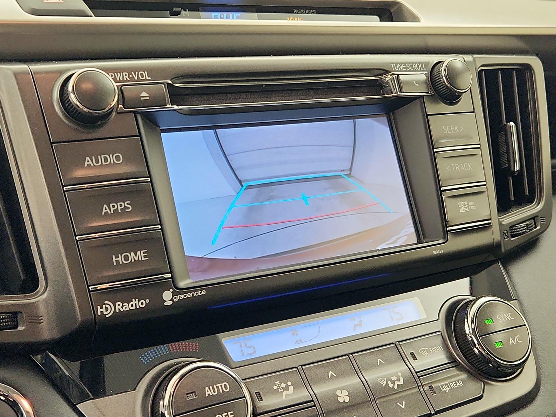 Thumbnail: 2015 Toyota RAV4 - 14