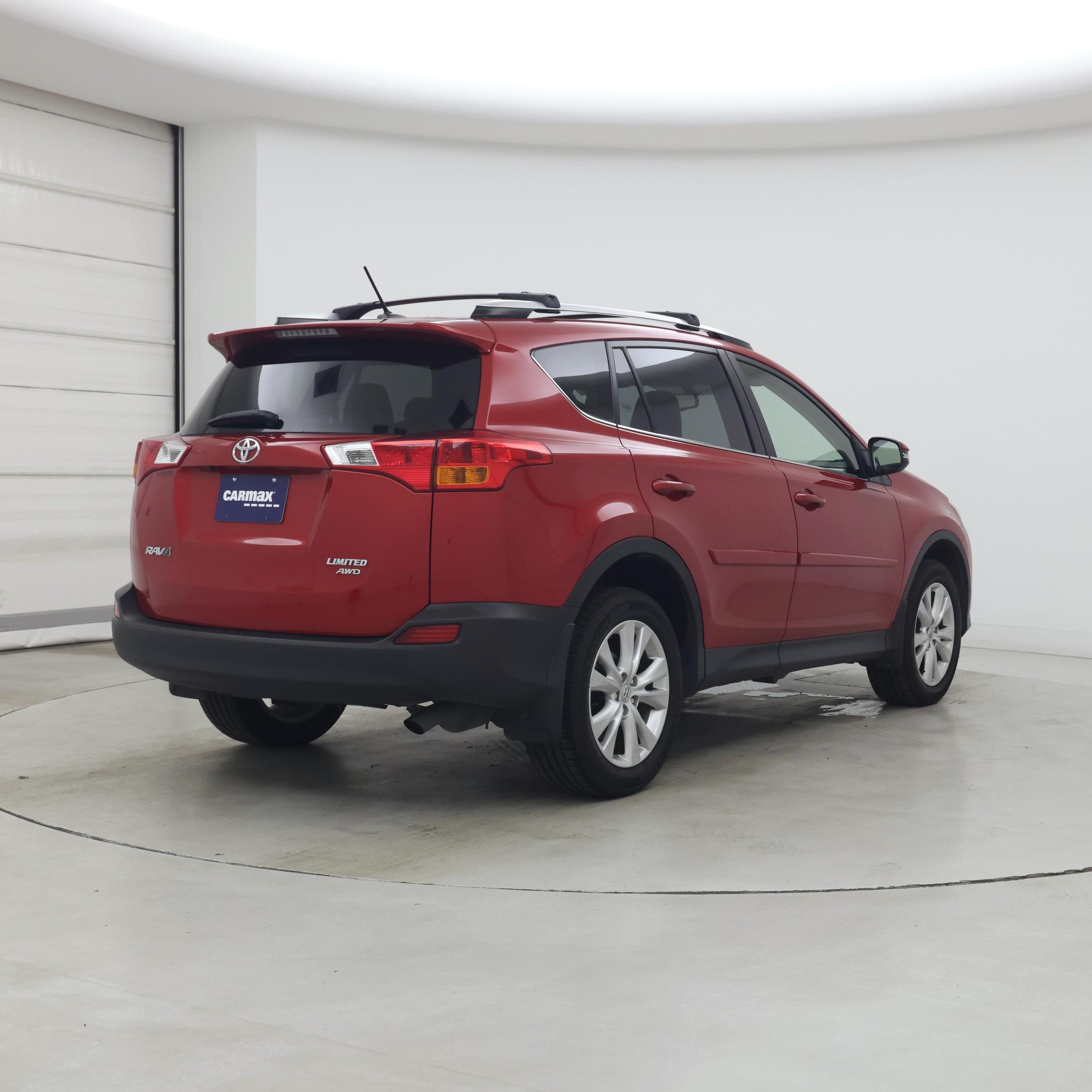 Thumbnail: 2015 Toyota RAV4 - 8