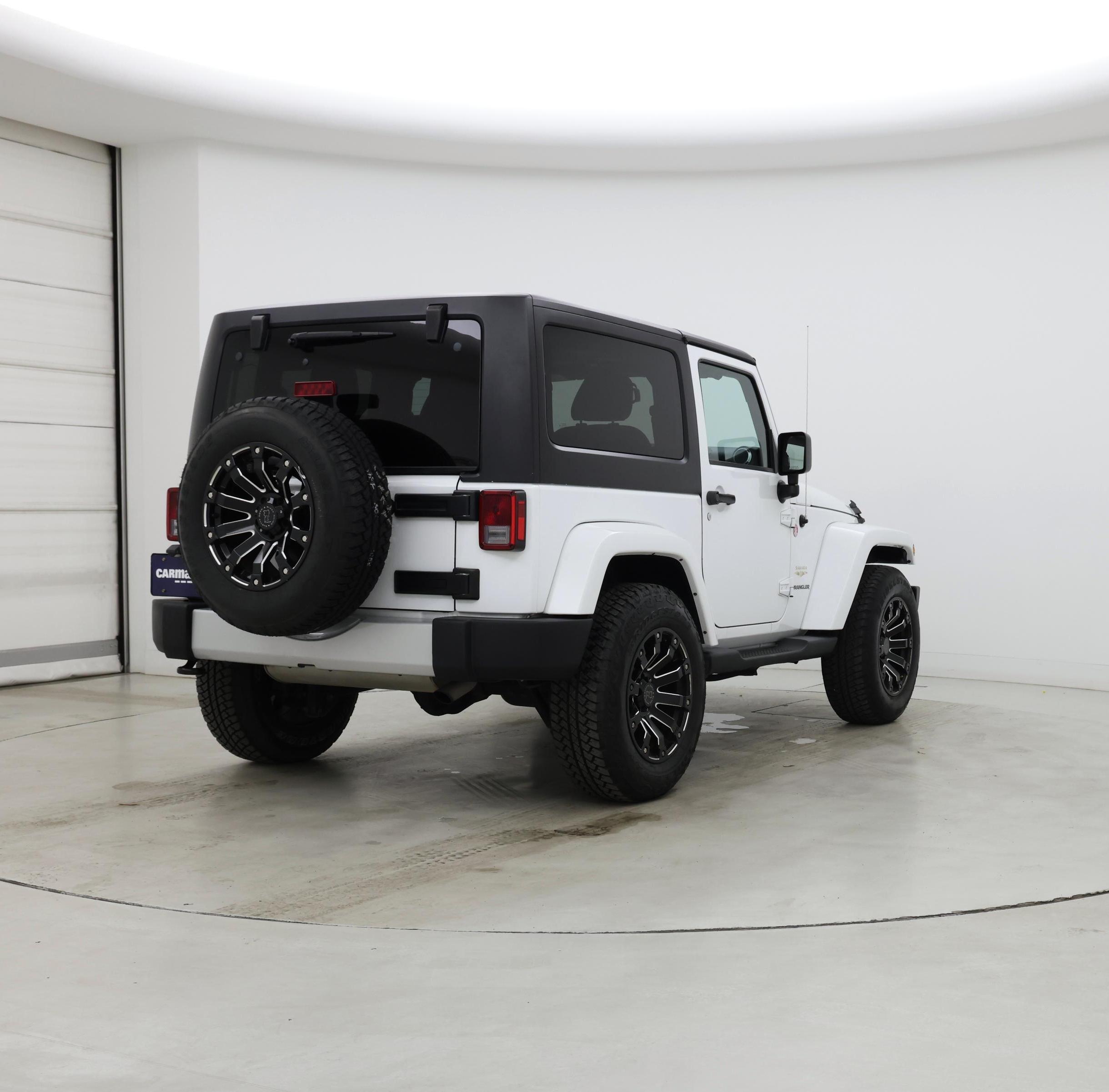 Thumbnail: 2015 Jeep Wrangler - 8