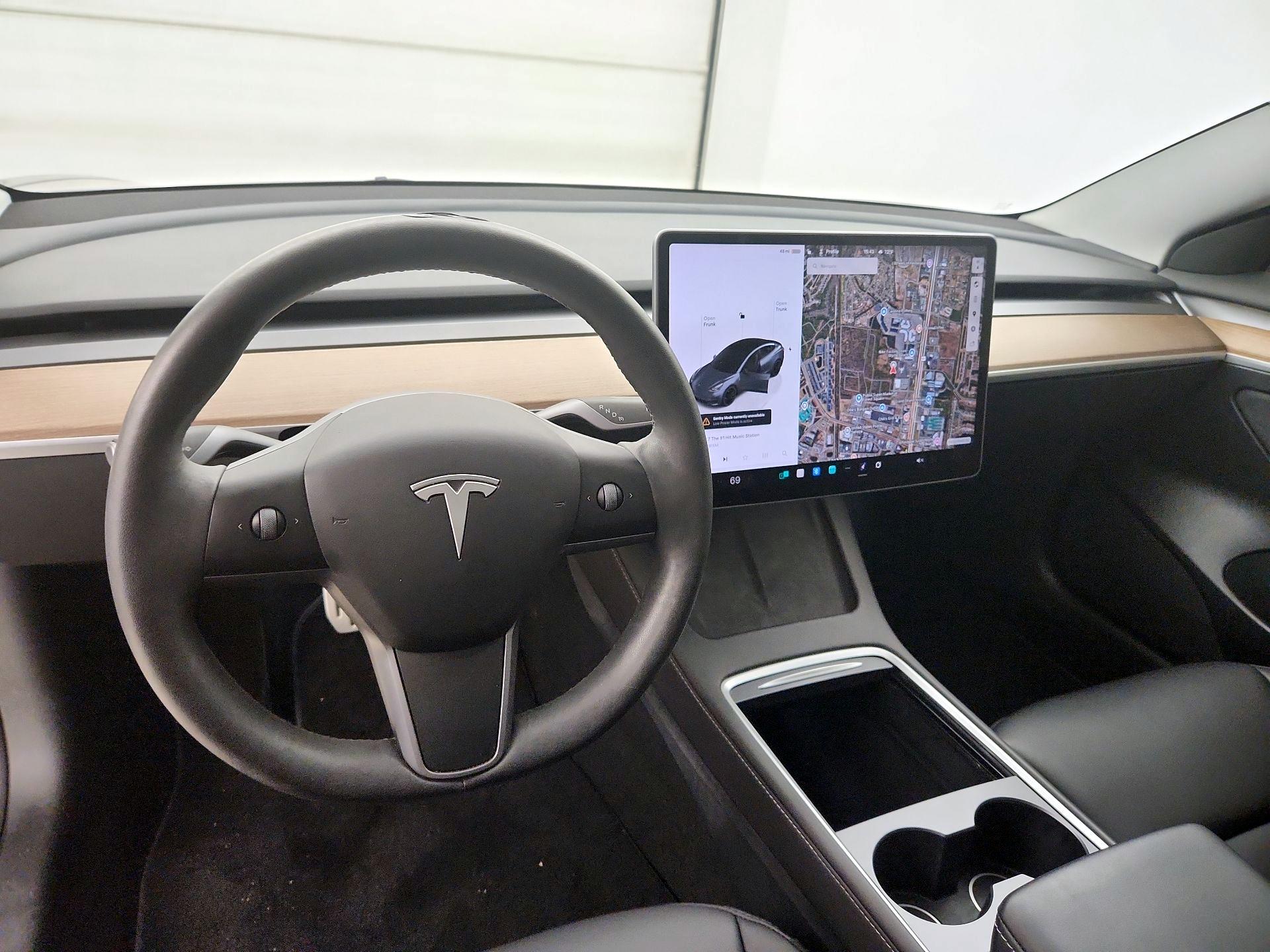 Thumbnail: 2023 Tesla Model 3 - 9