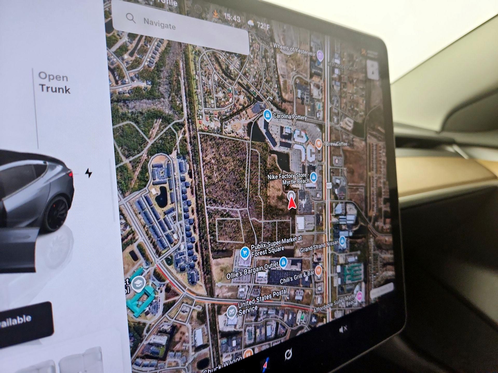 Thumbnail: 2023 Tesla Model 3 - 13