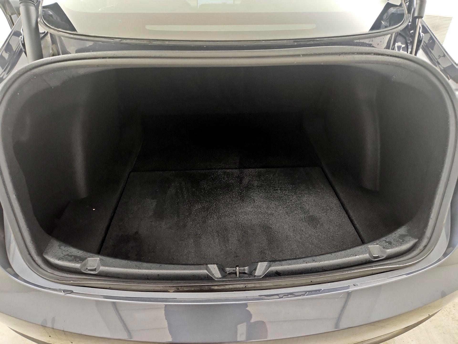 Thumbnail: 2023 Tesla Model 3 - 20
