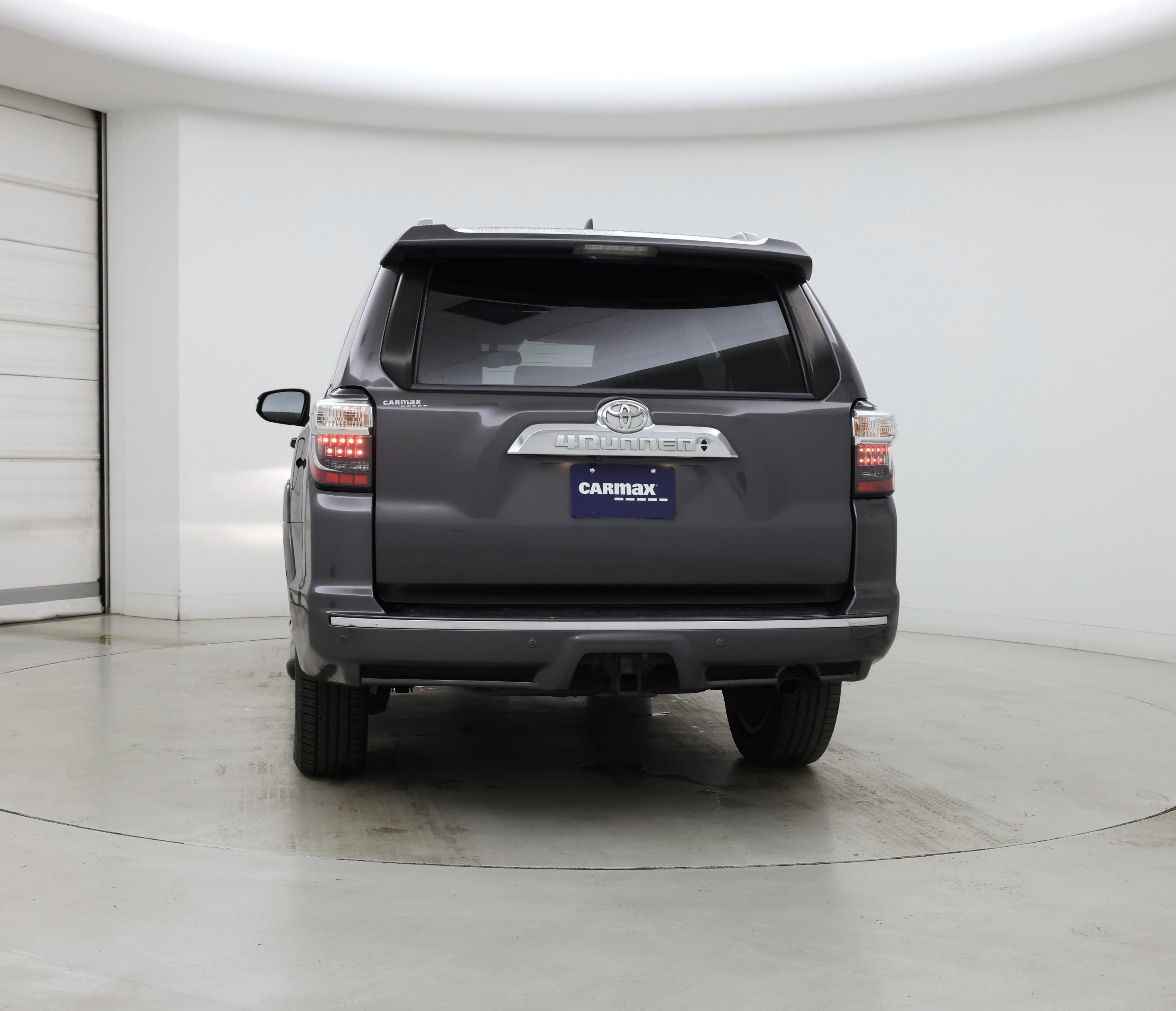 Thumbnail: 2017 Toyota 4Runner - 6