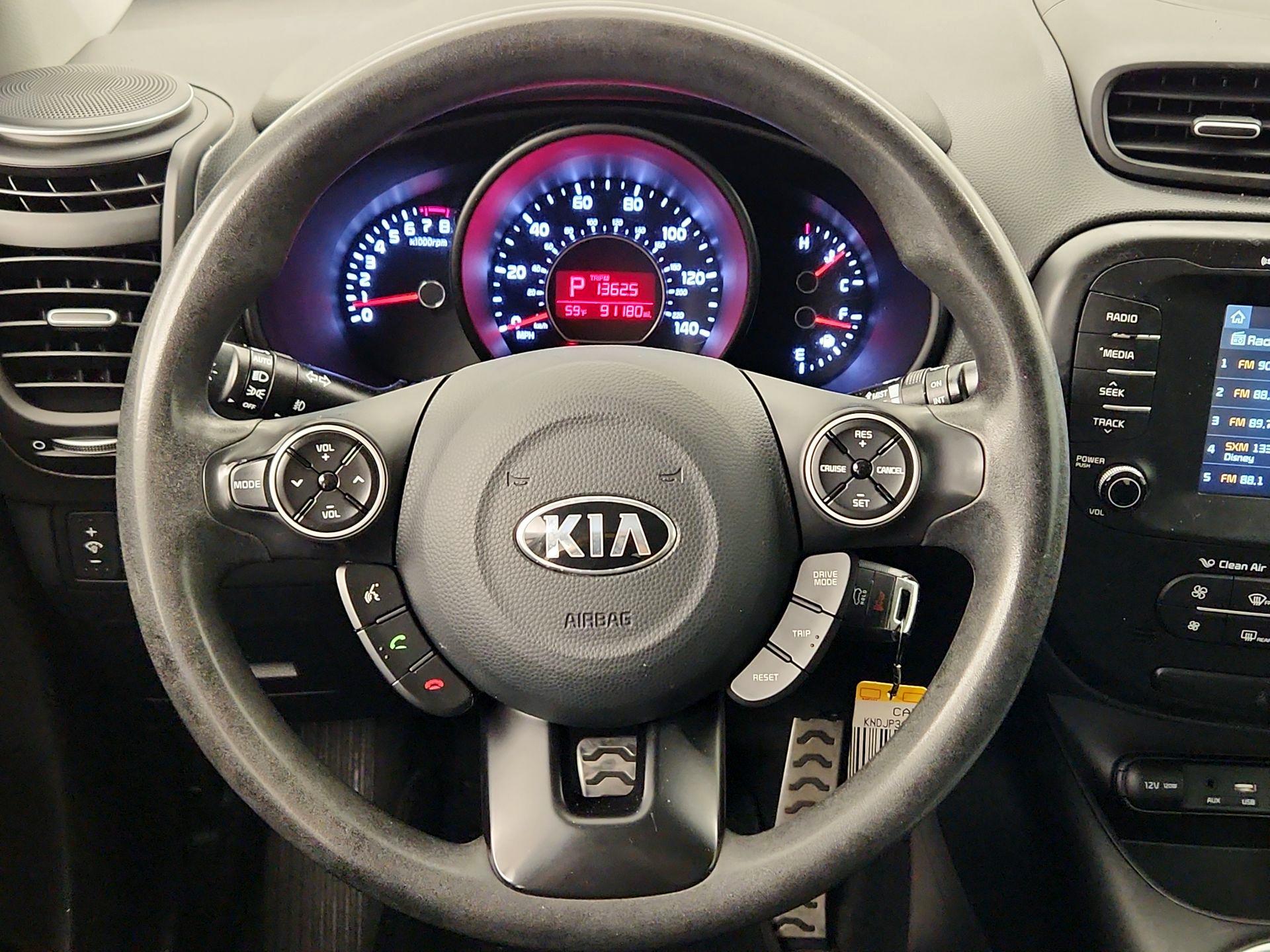 Thumbnail: 2018 Kia Soul - 10