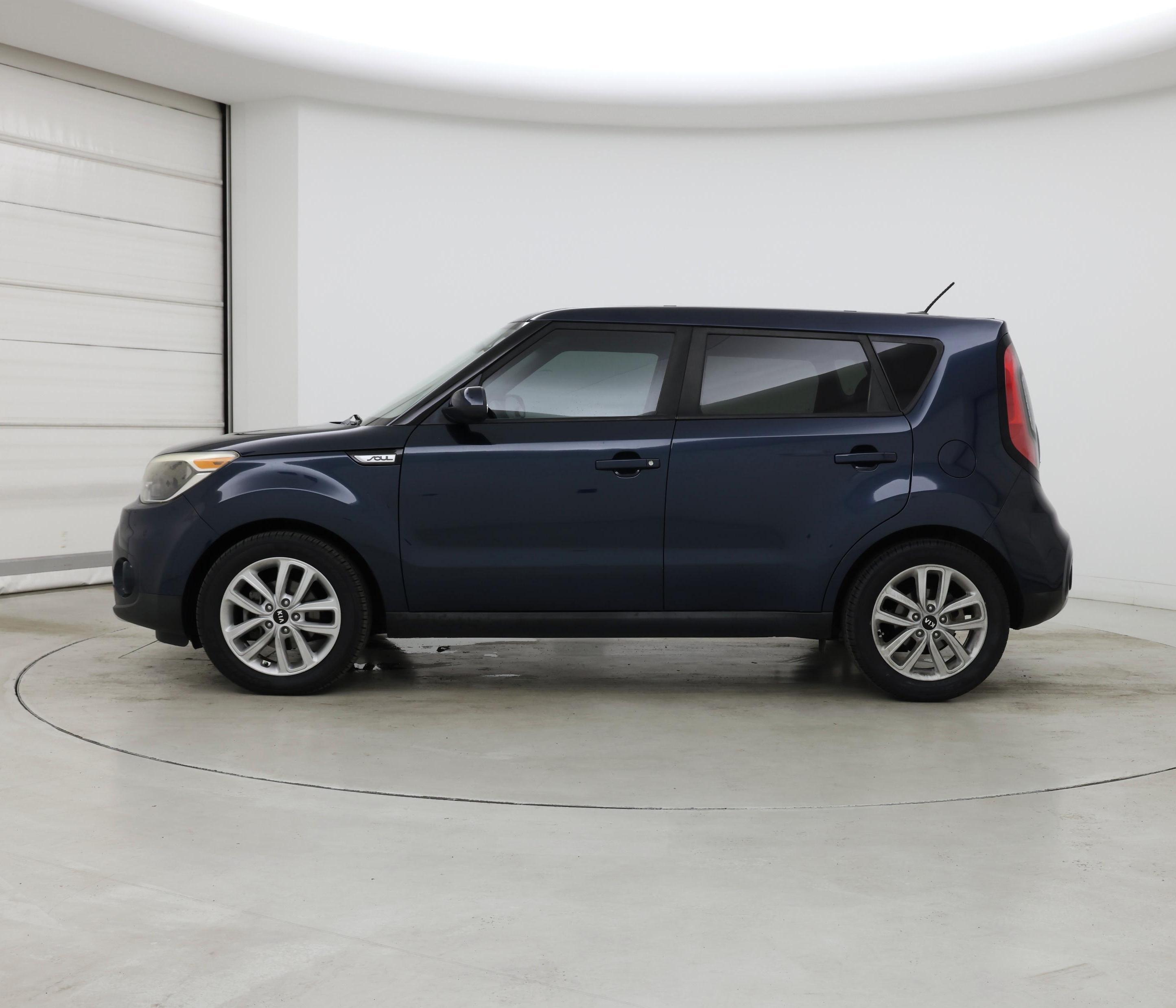 Thumbnail: 2018 Kia Soul - 3