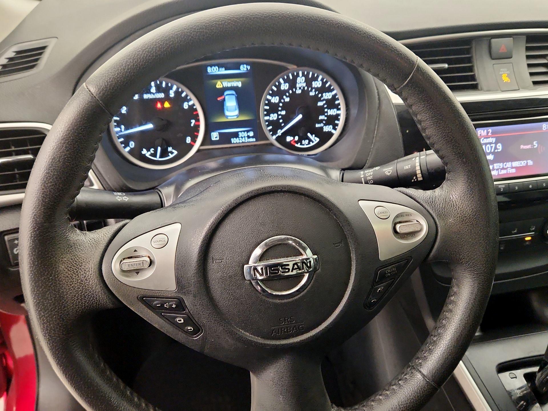 Thumbnail: 2017 Nissan Sentra - 10