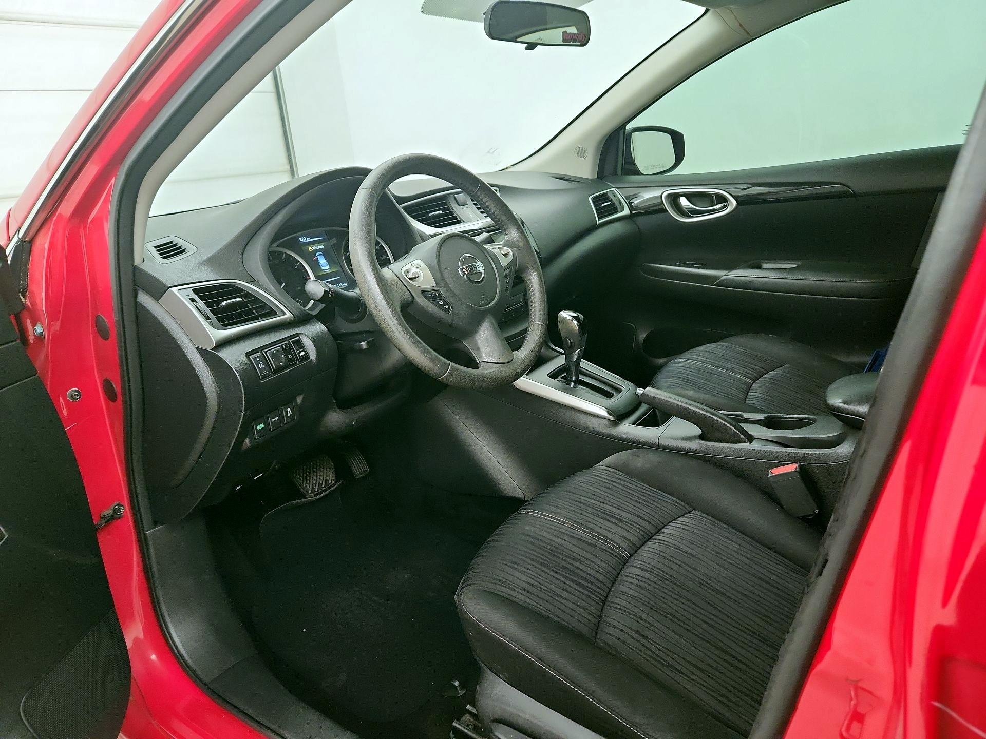 Thumbnail: 2017 Nissan Sentra - 11