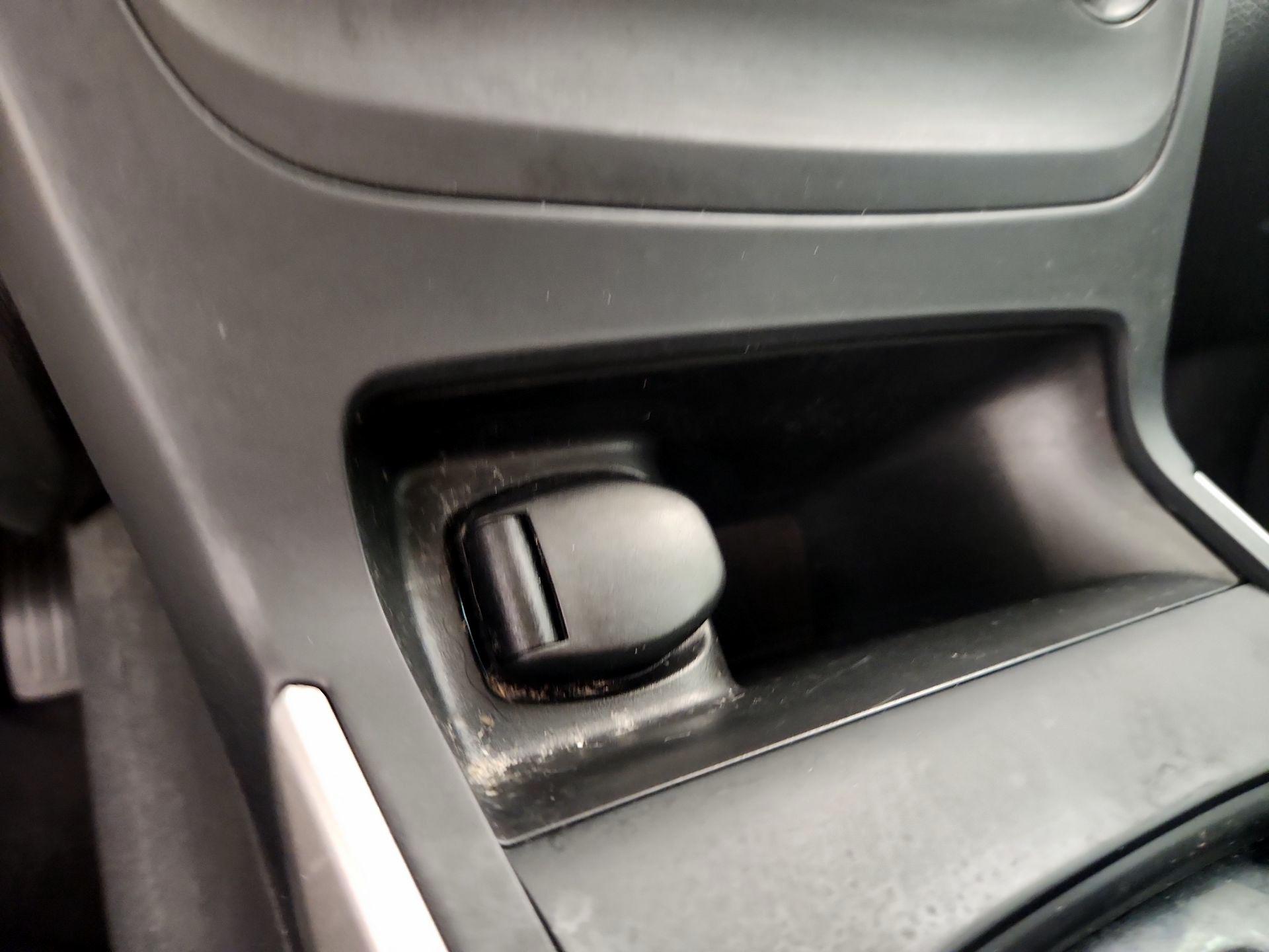 Thumbnail: 2017 Nissan Sentra - 18