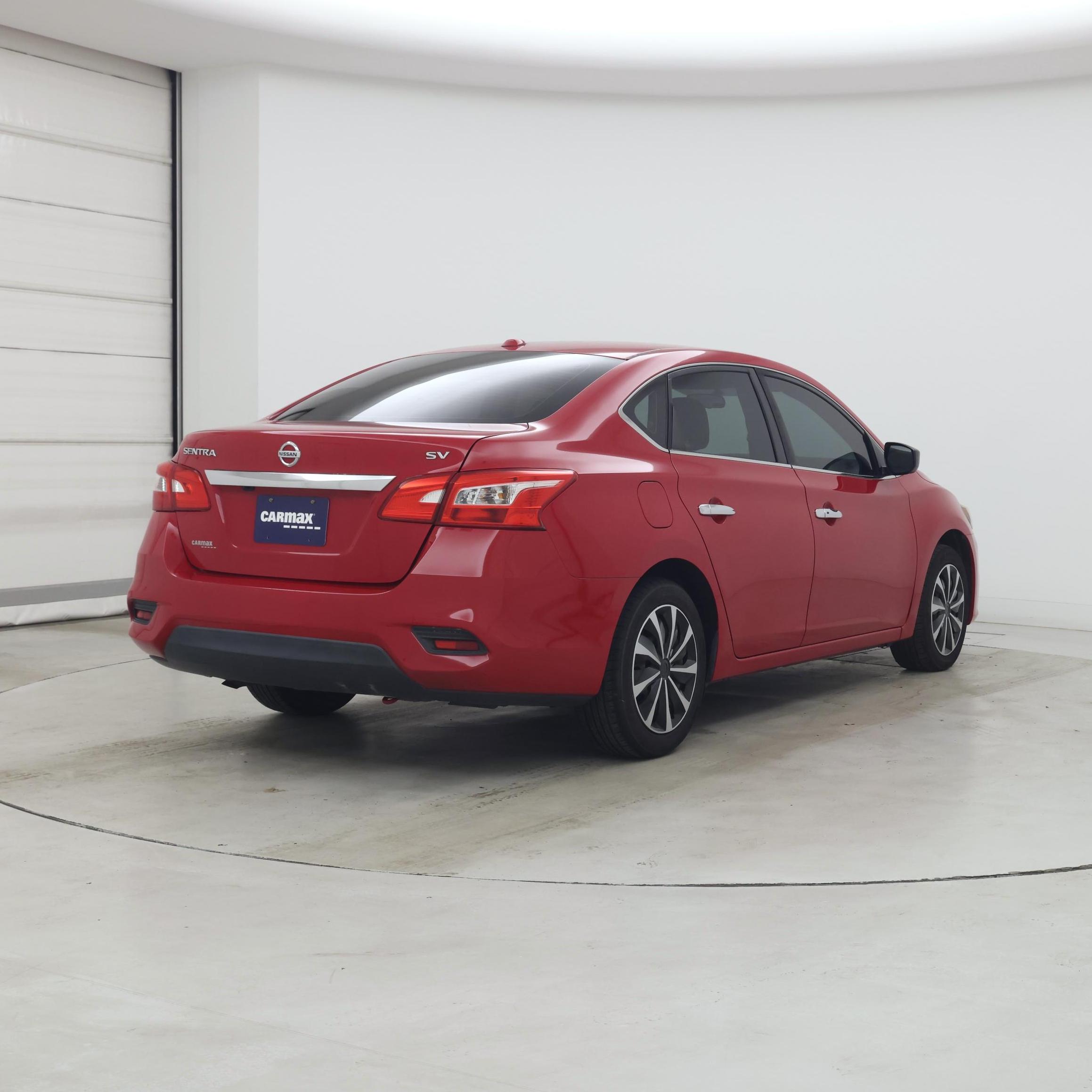 Thumbnail: 2017 Nissan Sentra - 8