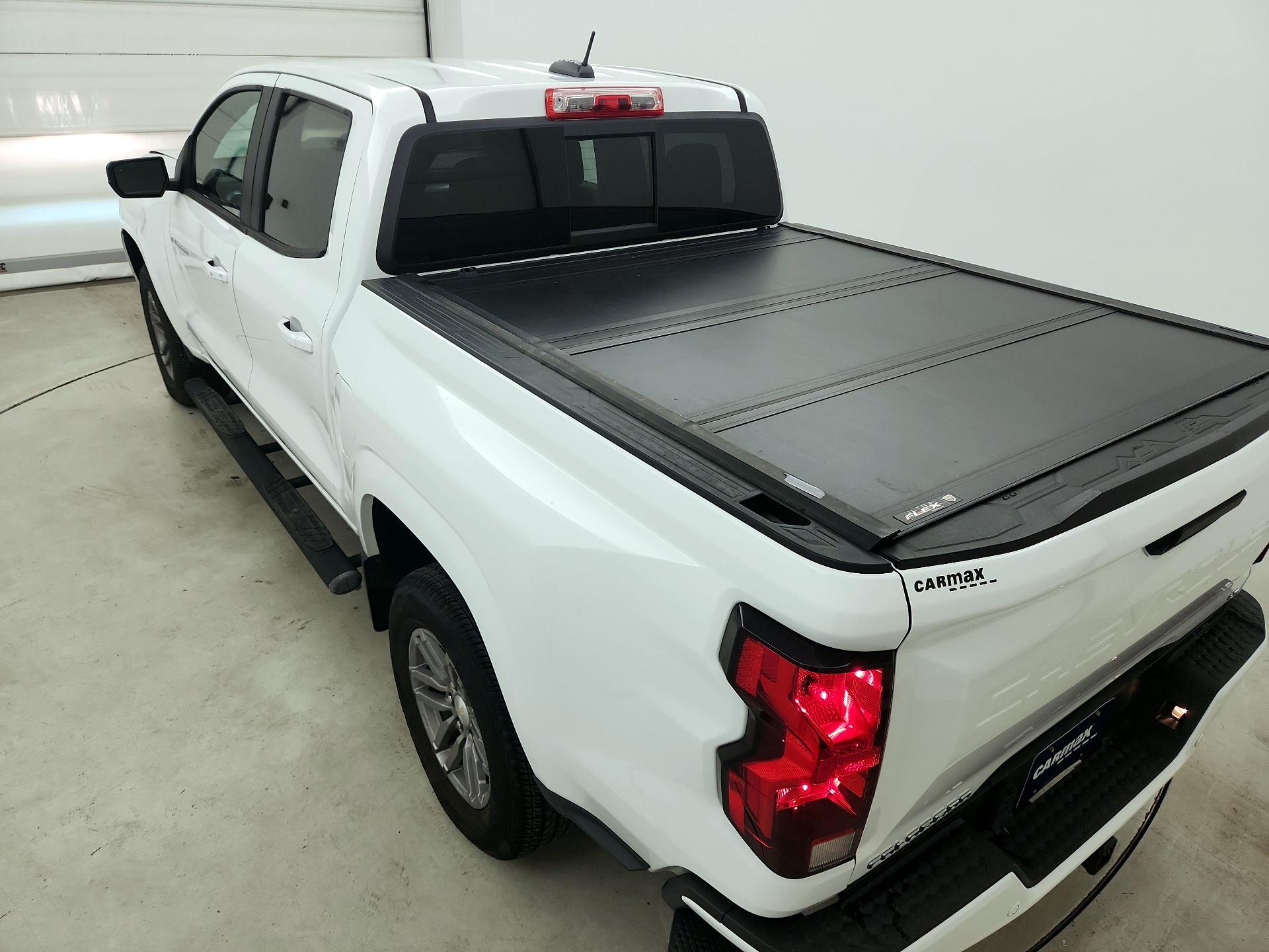 Thumbnail: 2023 Chevrolet Colorado - 20