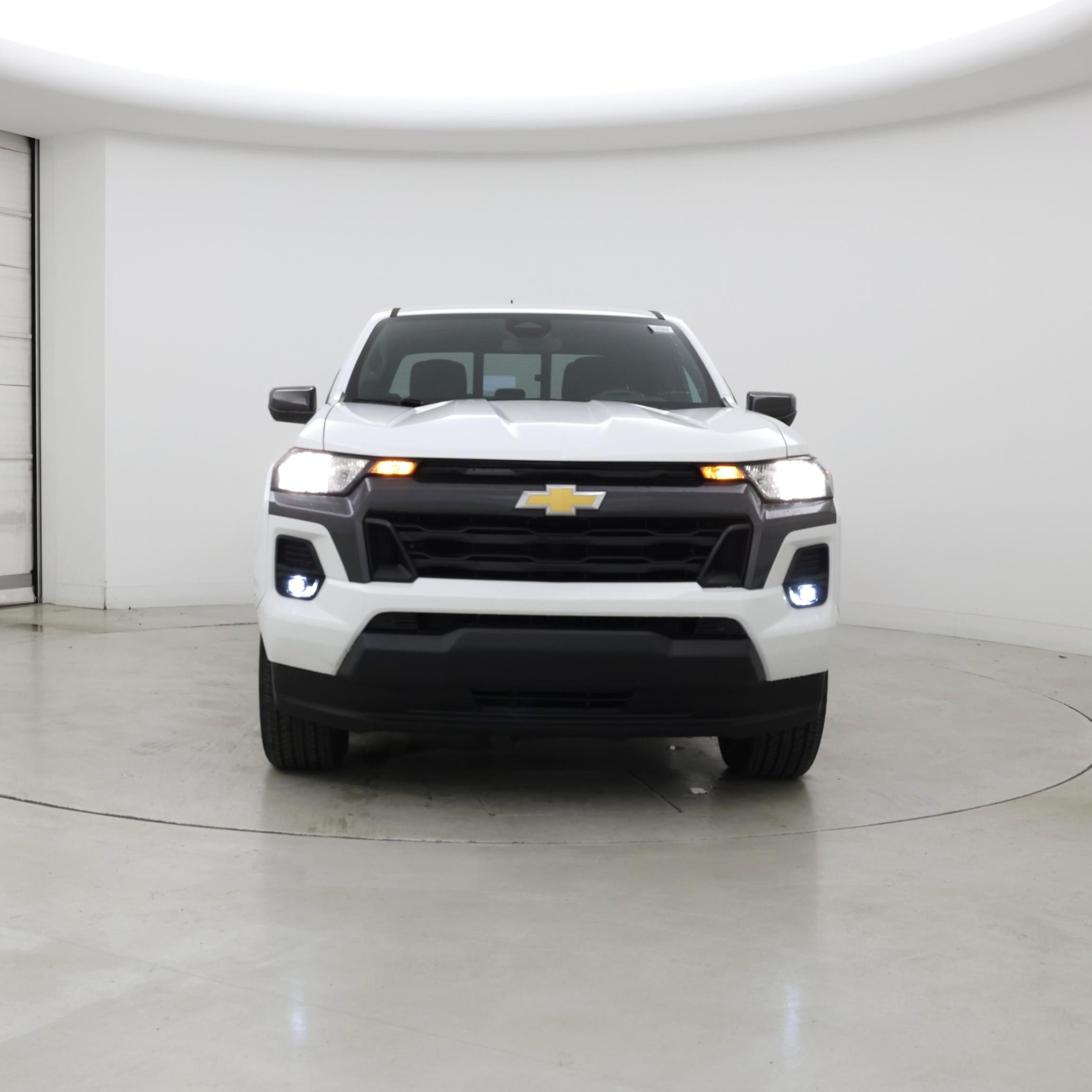 Thumbnail: 2023 Chevrolet Colorado - 5