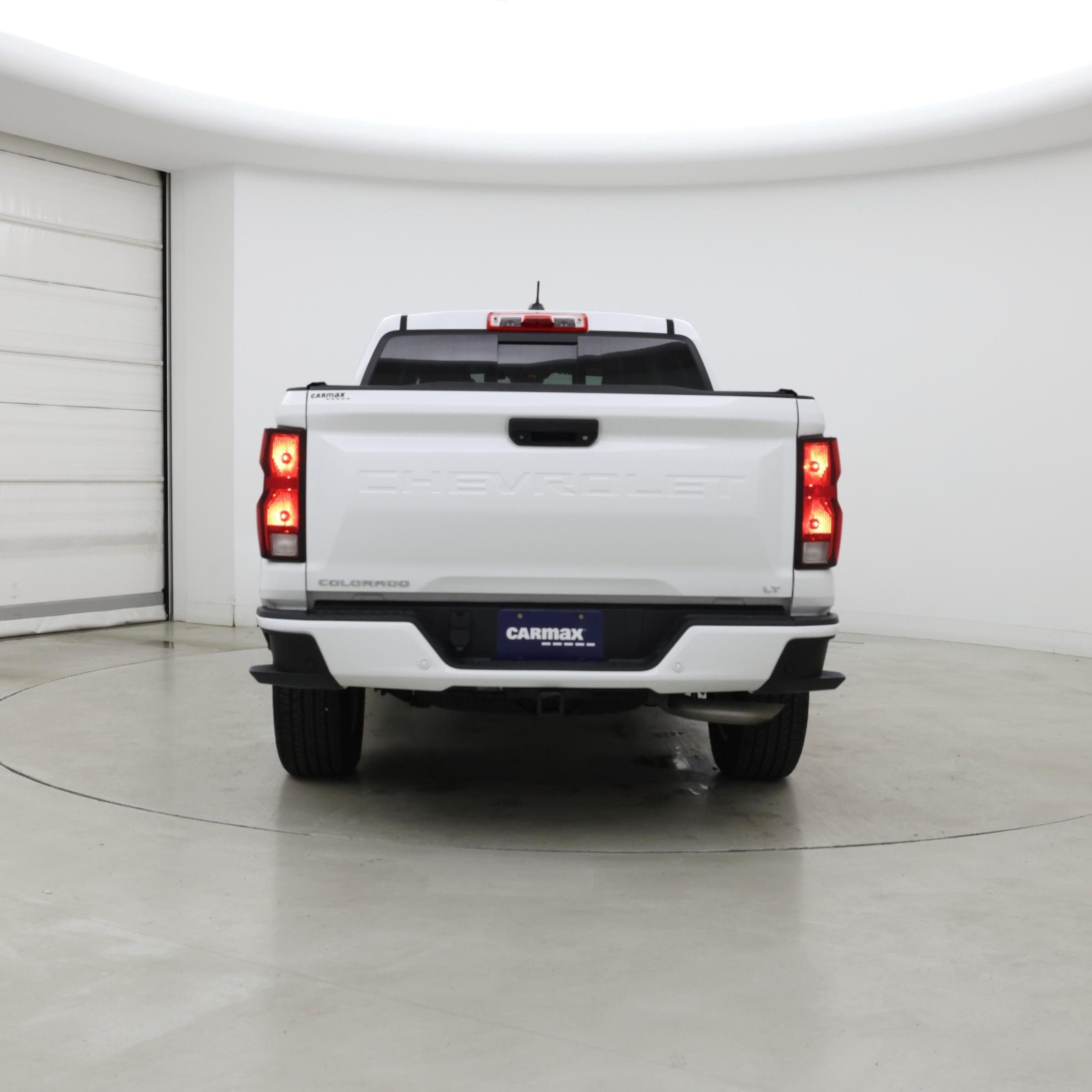 Thumbnail: 2023 Chevrolet Colorado - 6