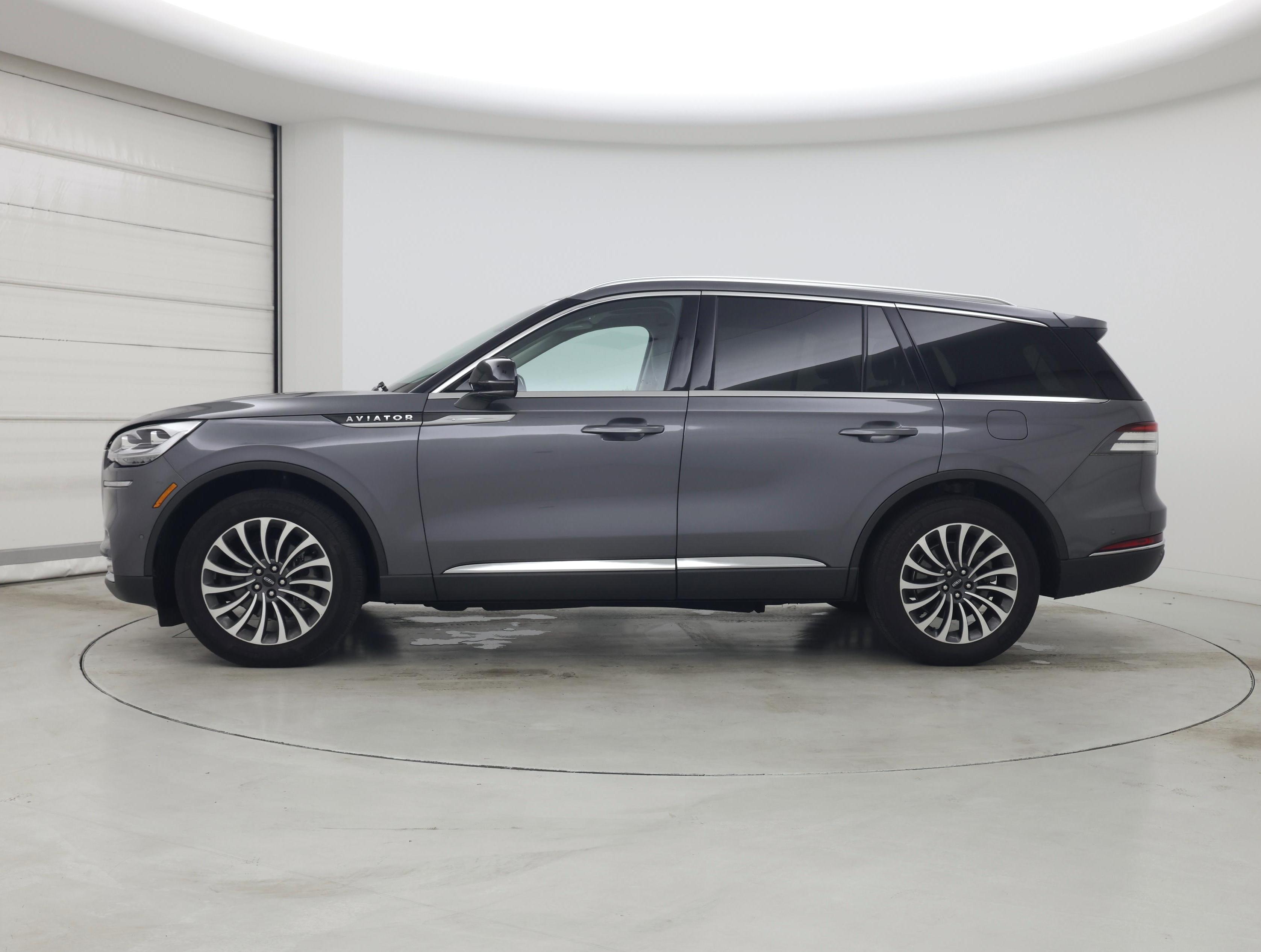 Thumbnail: 2024 Lincoln Aviator - 3